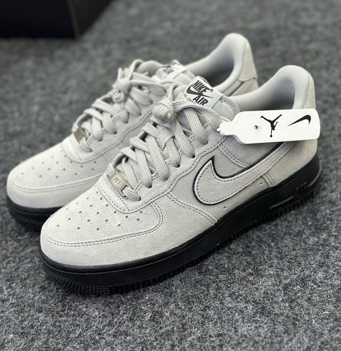 Nike AIR FORCE 1 麂皮灰 國外限定 HQ1966001