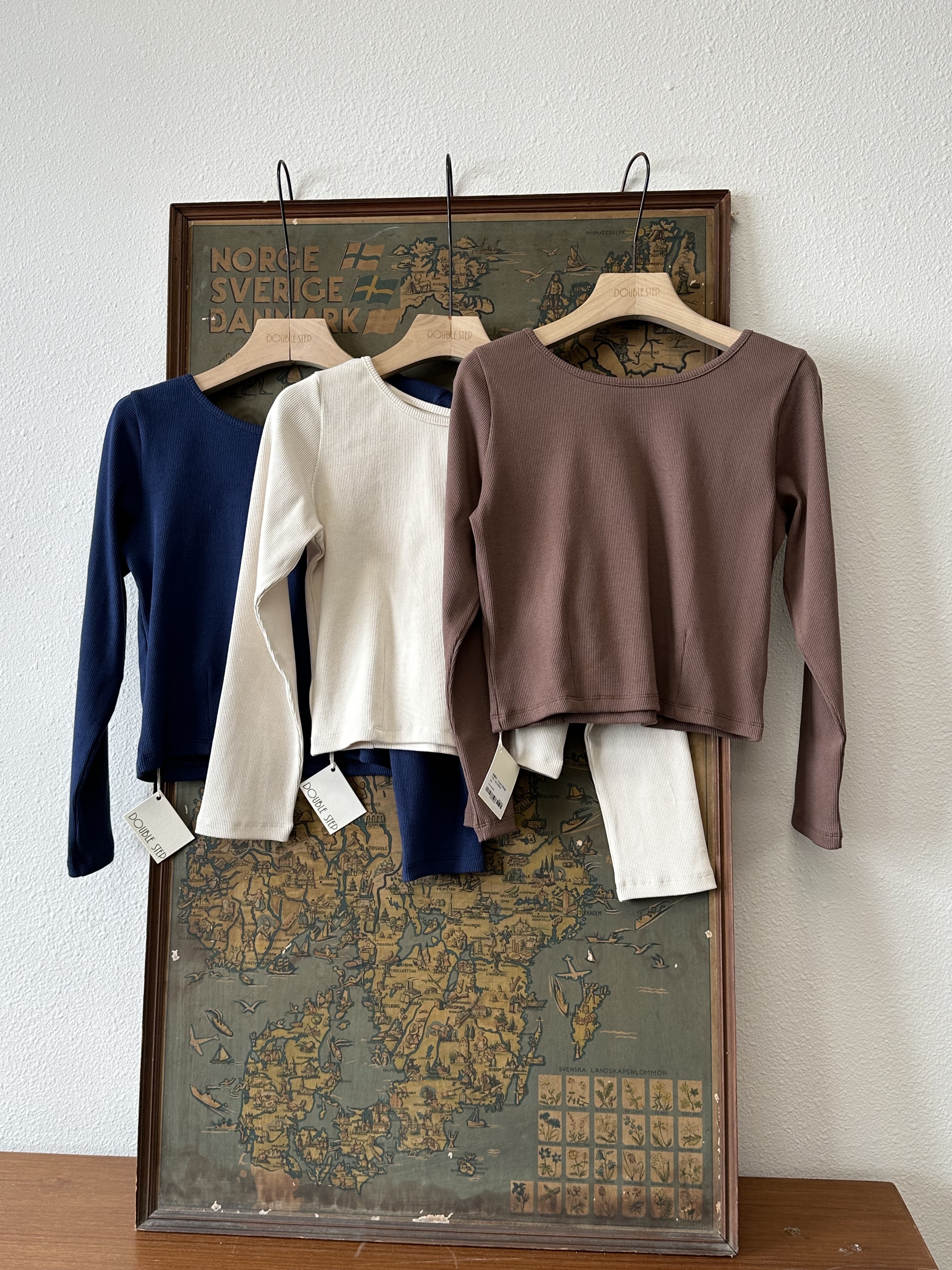 超藏肉！2wayU領坑紋TEE - BL53804