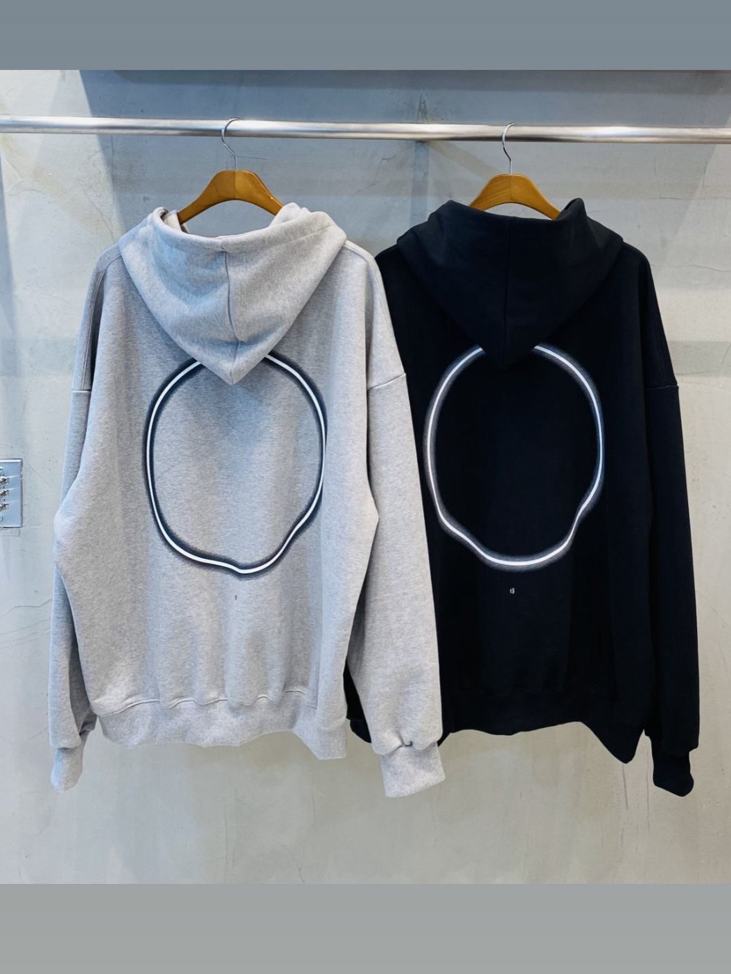 OverSize英文字圖案連帽衛衣 UNSTANDARD-136T