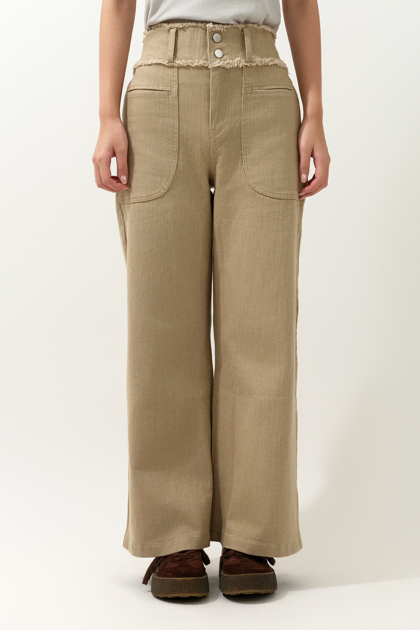 闊披邊褲頭暗直紋斜褲  (預購產品）