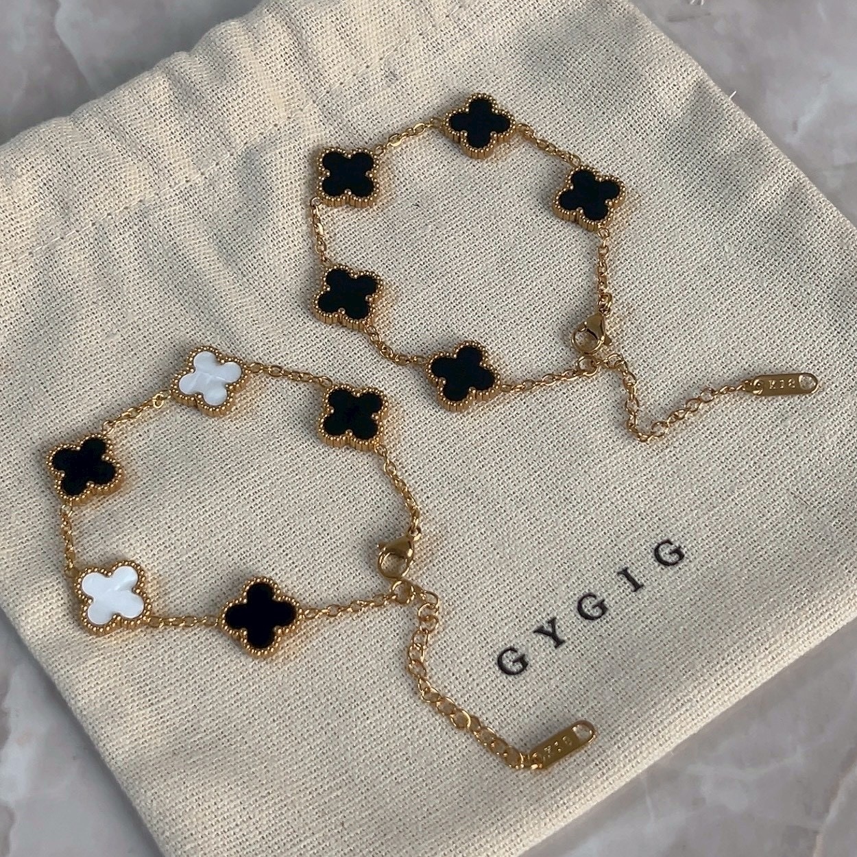 低奢黑金滴釉k18”中號五花四葉草手鍊