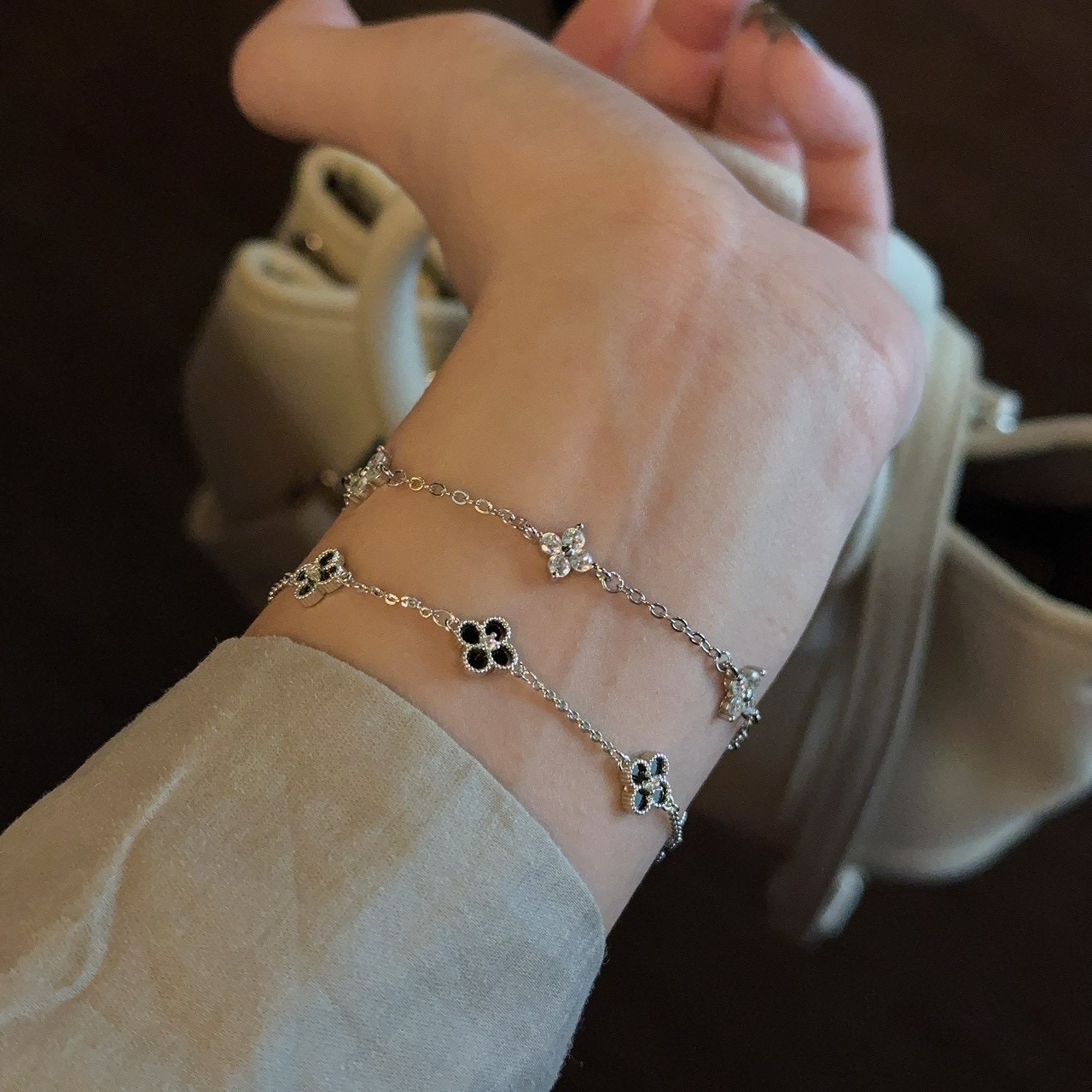 Gy”低奢黑釉金/銀mini小老花鑲鑽細手鍊