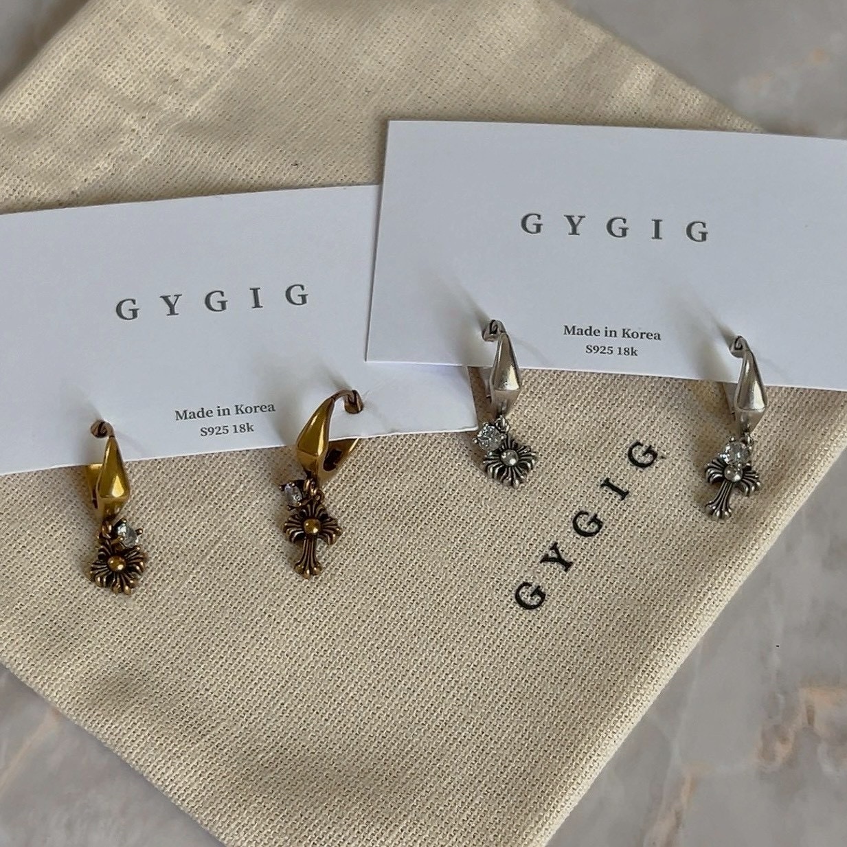 Gy”vintage重磅復古十字架仿舊小鑽耳扣釘墜