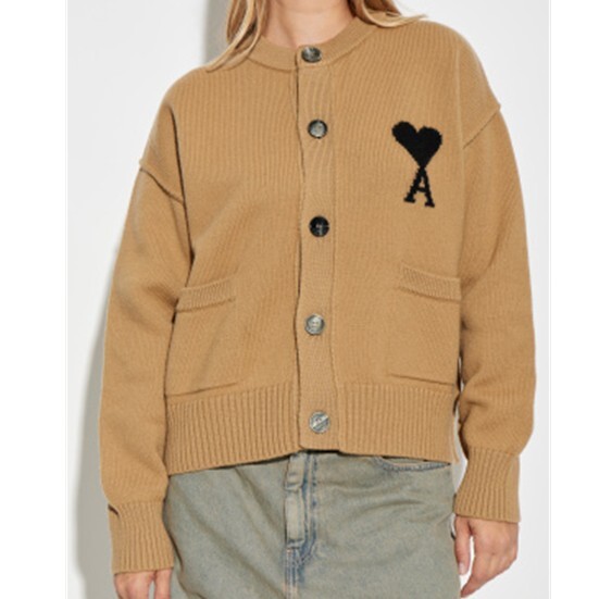 1LN0902-131 AMI Wool Ami De Coeur Cardigan Beige #UKC368-018-288 (C-BR-E)