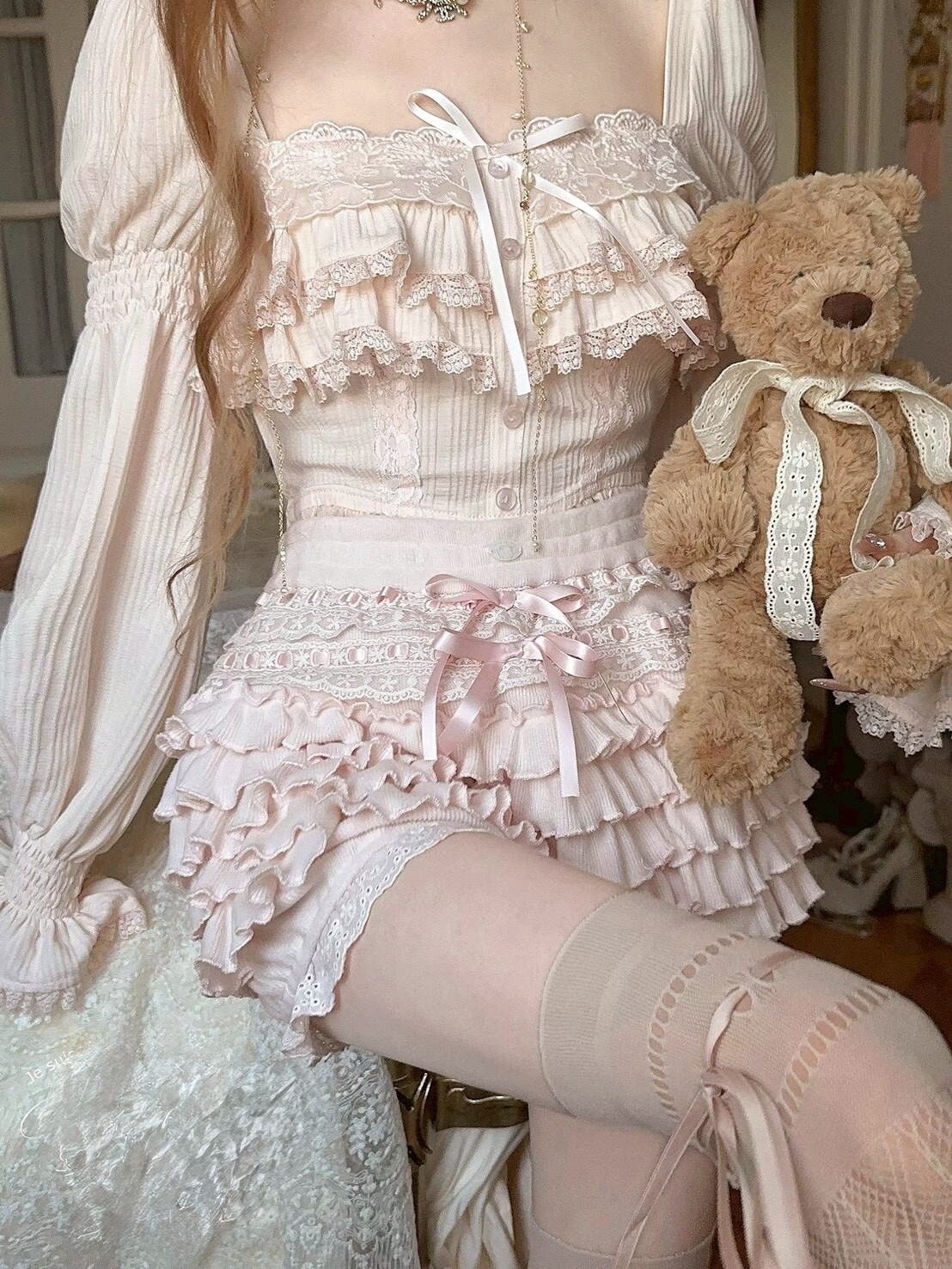 設計師坑條細針織拼接蕾絲腰封感蛋糕褲