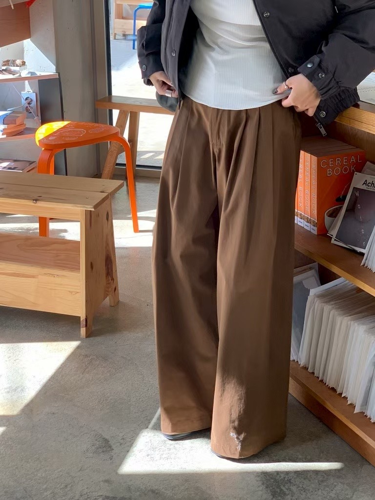 Wynne 率性不對稱抓褶寬褲 [ 3色 / S,M ]