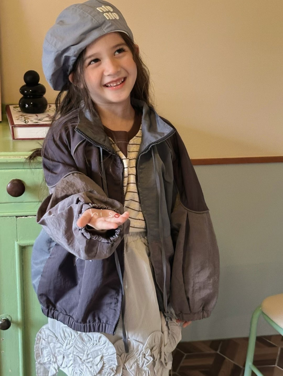 A03169立領星星拼色外套