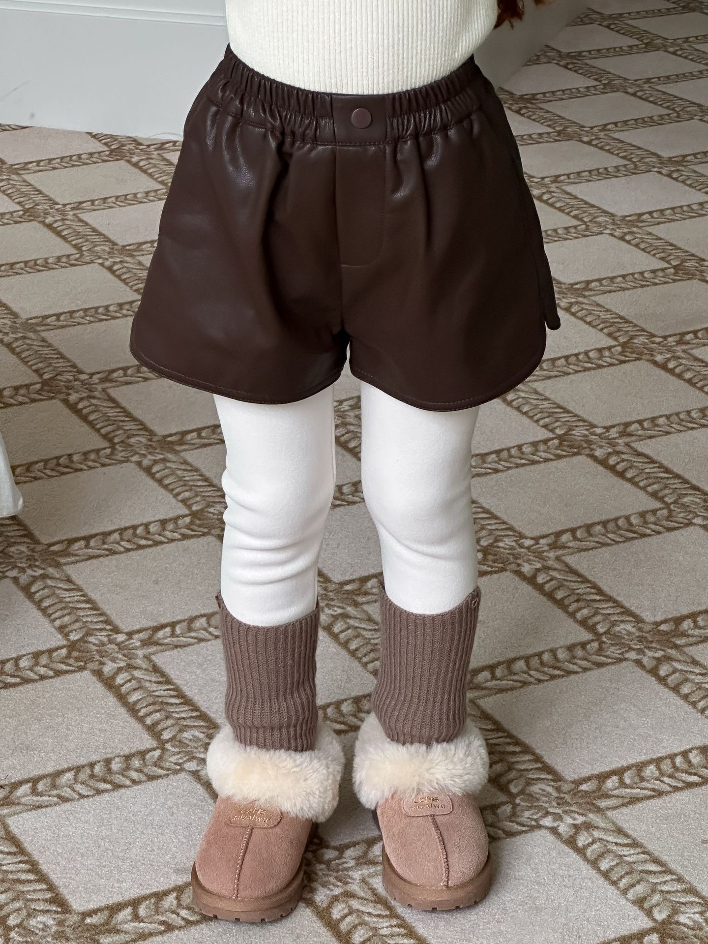 兩色加厚皮質短褲