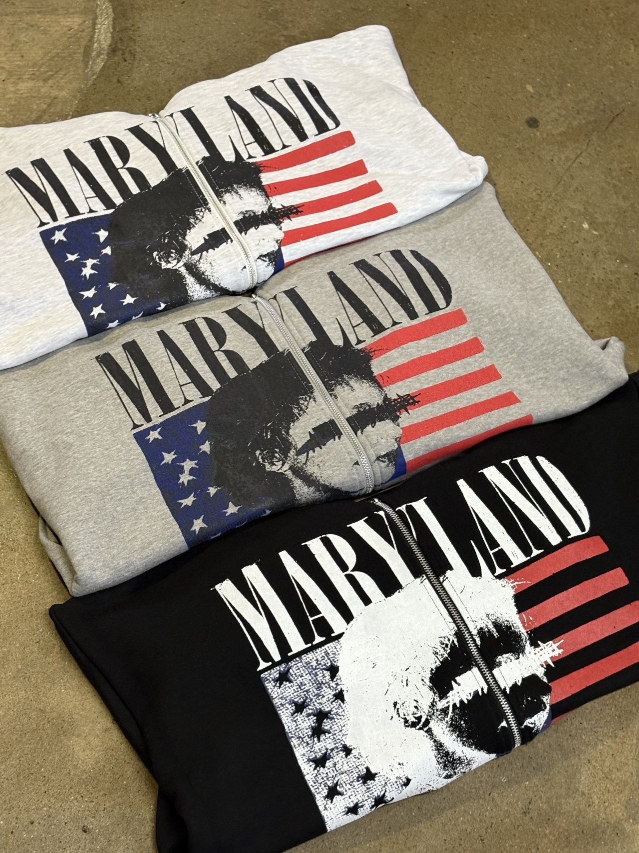 英文字圖案連帽拉鍊Boxy外套 SCOPE-127JK