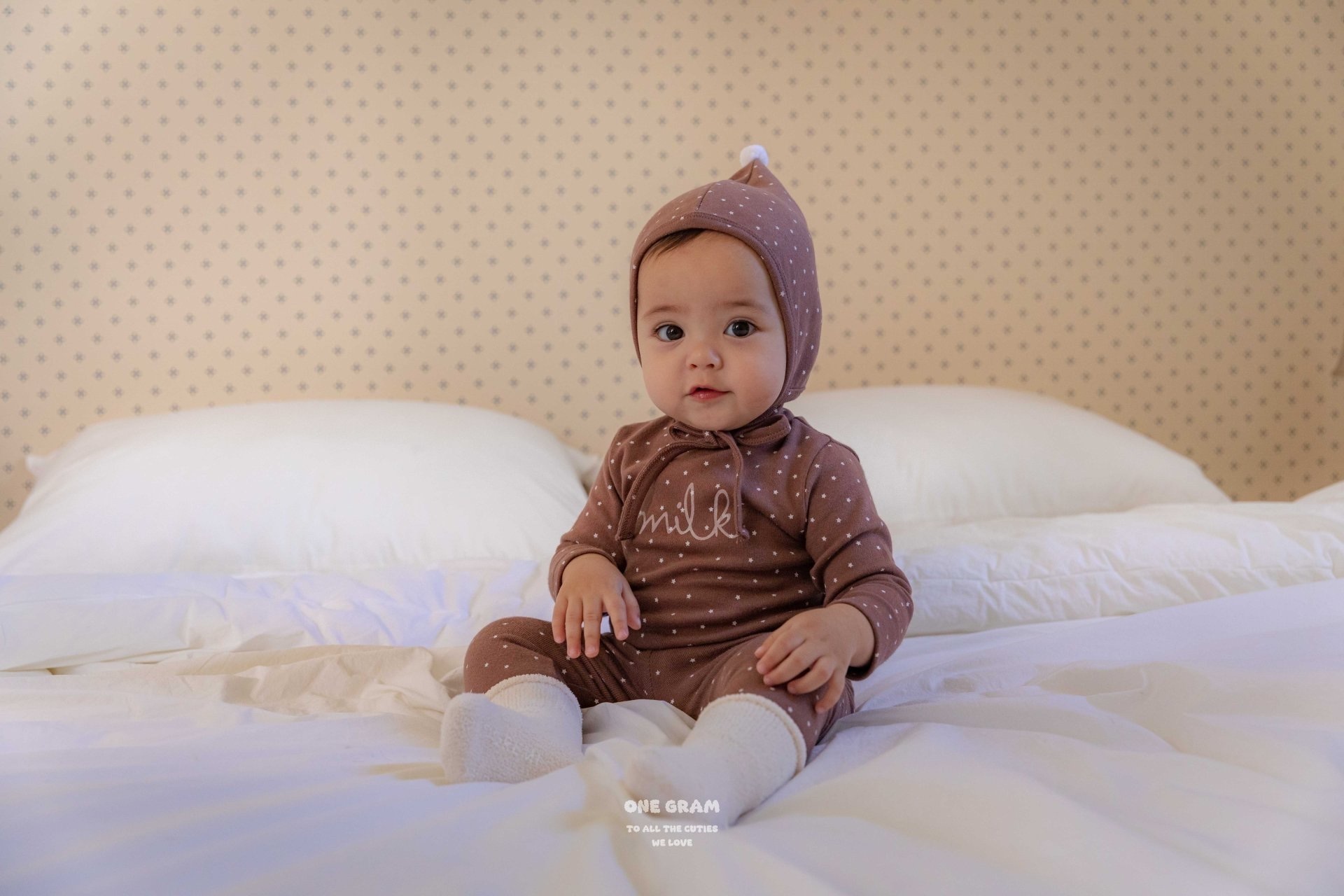 One Gram Milk Top Bottom Set（With Bonnet）