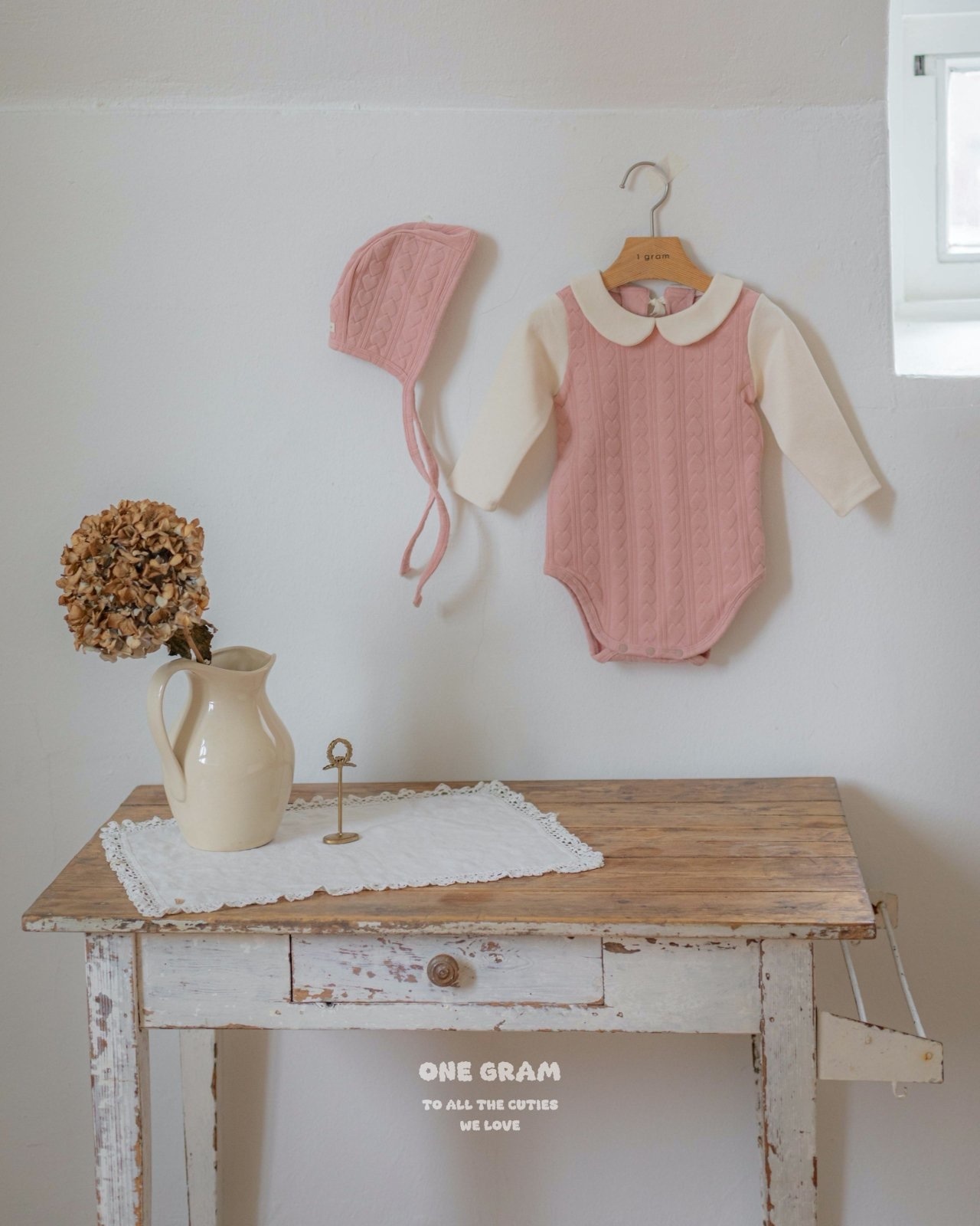 One Gram Chouchou Collar Suit（With Bonnet）