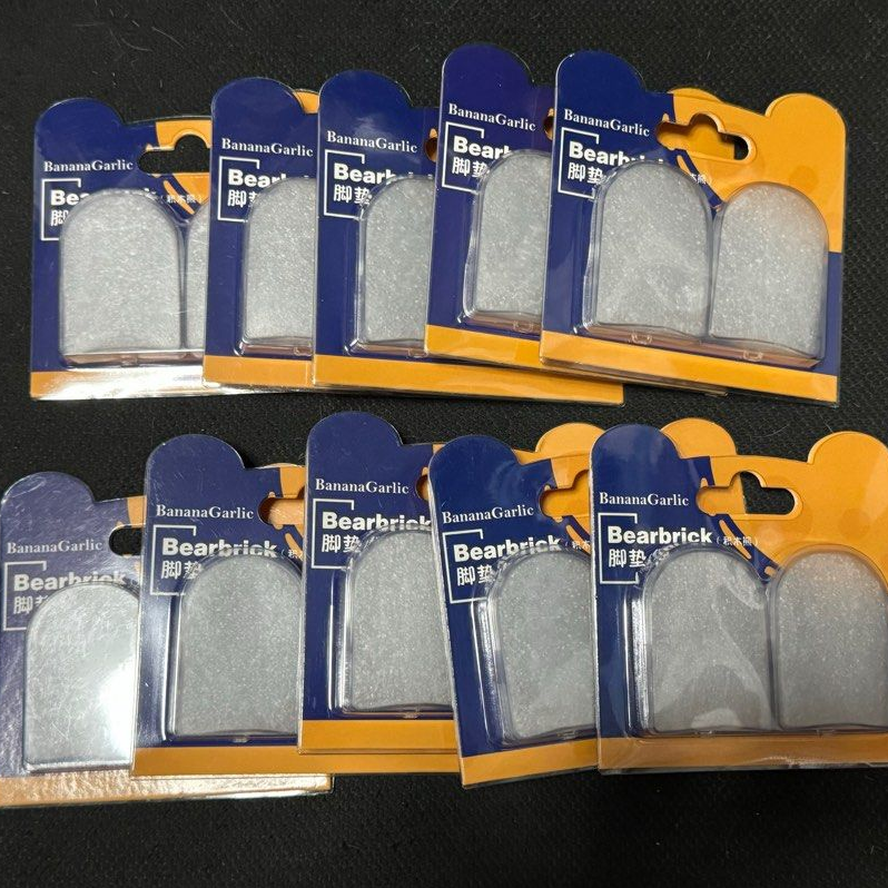 BANANAGARLIC BEARBRICK 保護腳墊