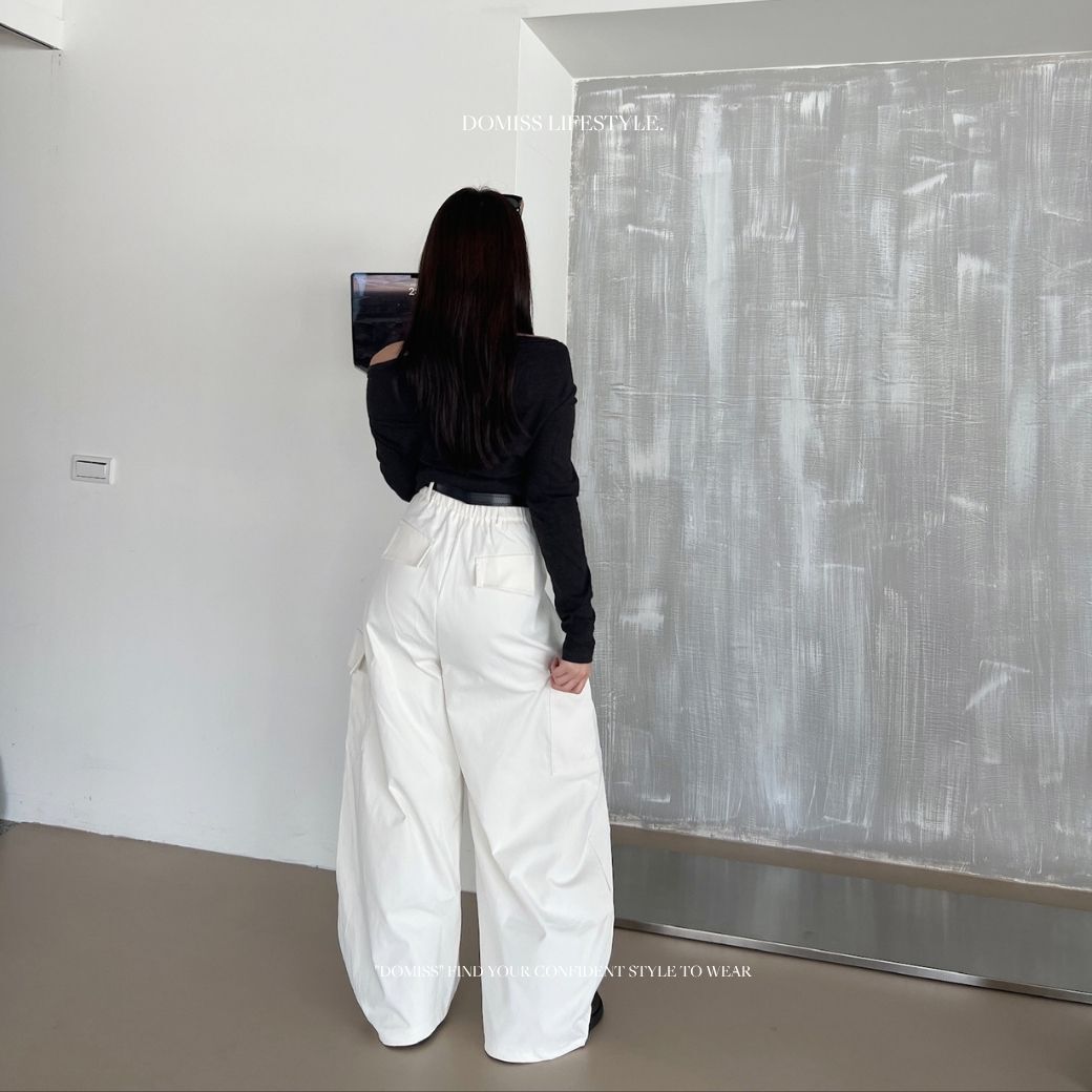 【美式彎刀褲】DOMISS 工裝感高腰長褲-2色 附腰帶-工裝褲 彎刀褲 (現貨)