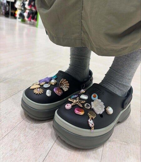 Crocs 鴛鴦色（P10 JP357）