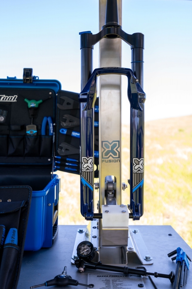 X-Fusion  REZZA Finecut  29" │34mm管徑 登山車避震前叉