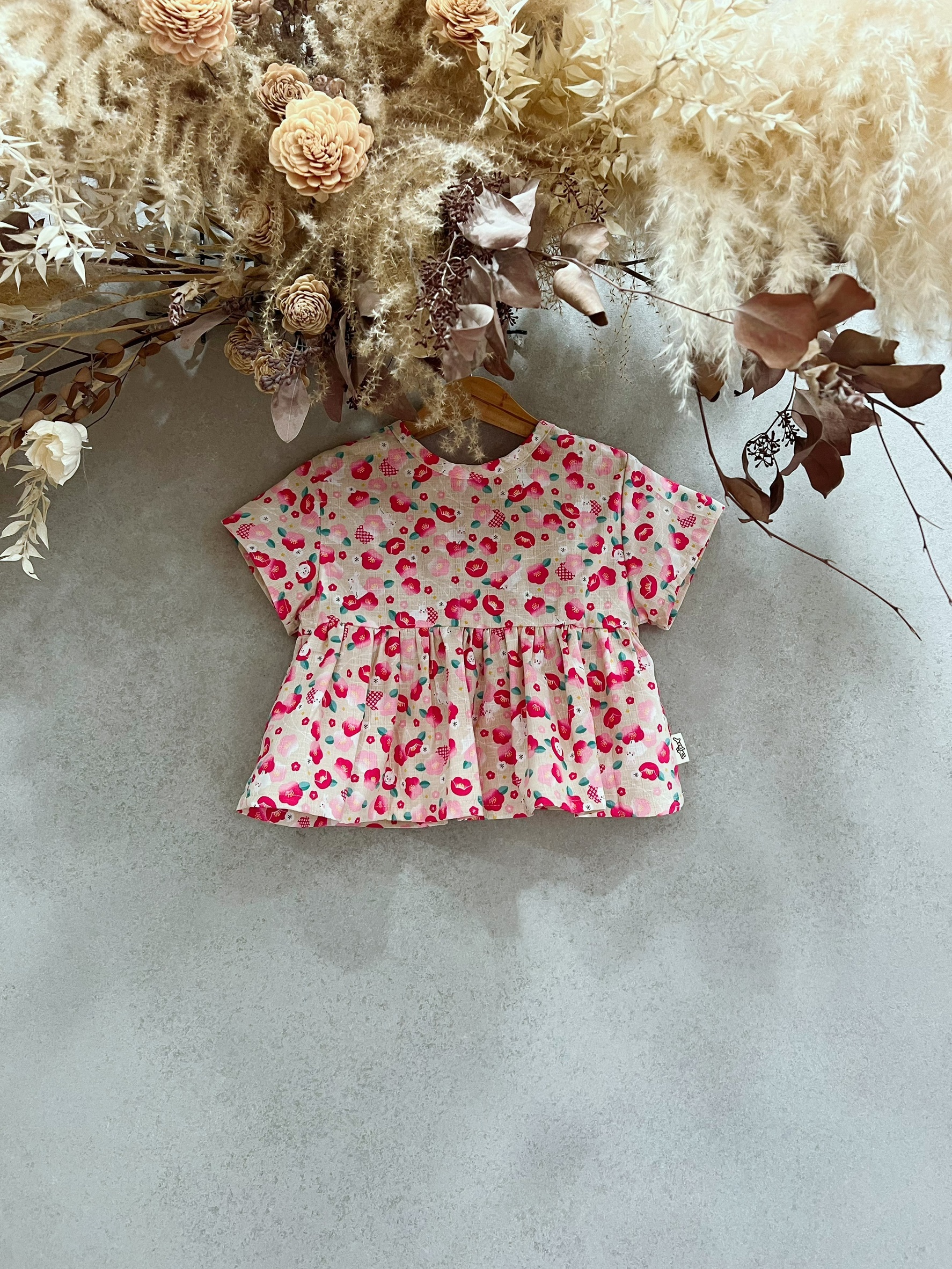 椿花兔兔 裙擺搖搖短袖上衣(80)