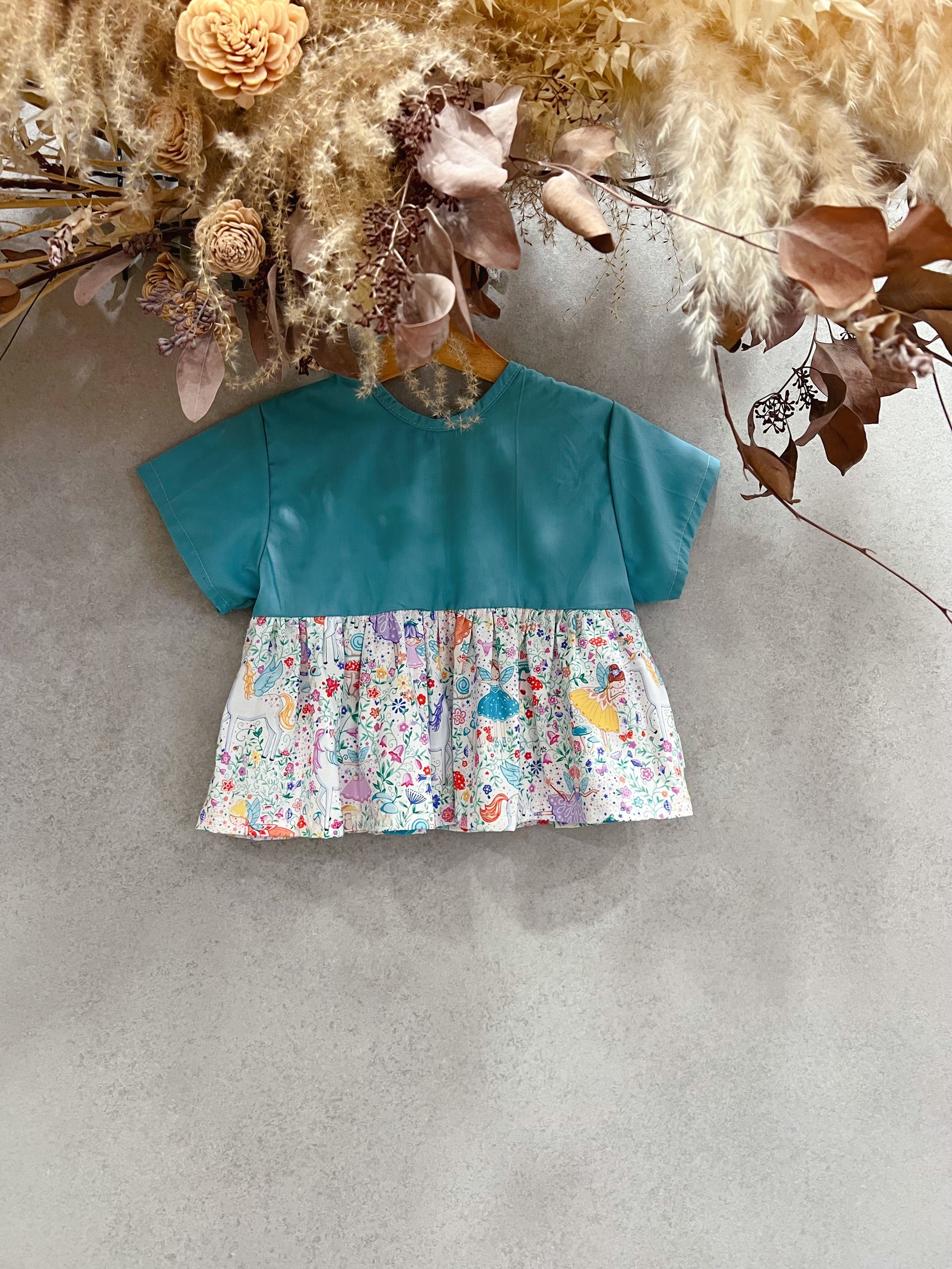 花仙子 裙擺搖搖短袖上衣(80)