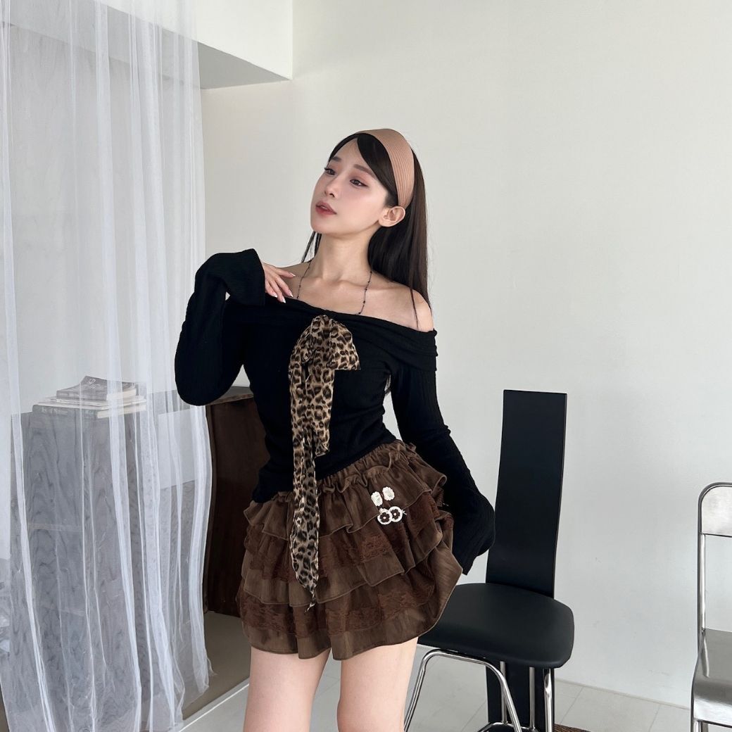 【蕾絲層次蛋糕裙】DOMISS秋冬絨面 法式澎澎 層次短裙 秋冬絨面蕾絲短裙-2色(現貨)