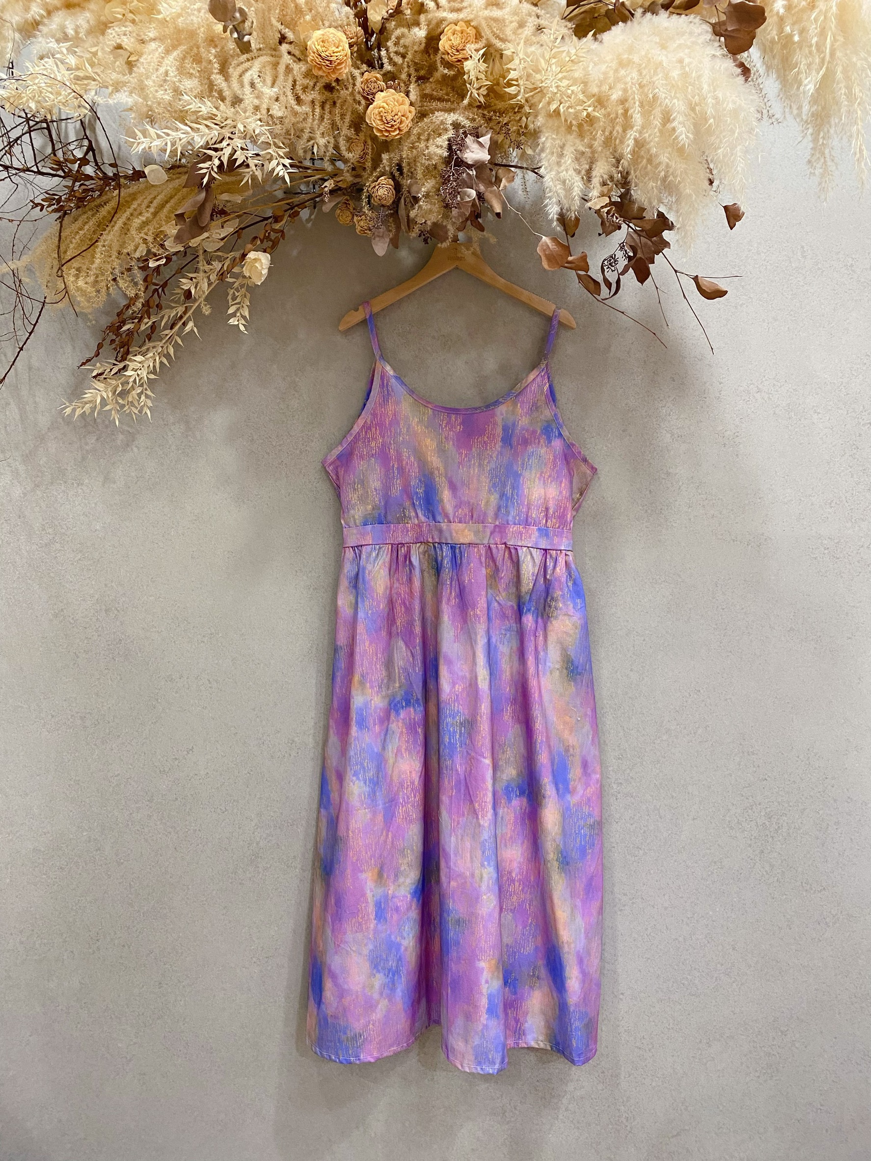 夢幻燙金紫刷色 媽咪夢露後綁腰長洋裝