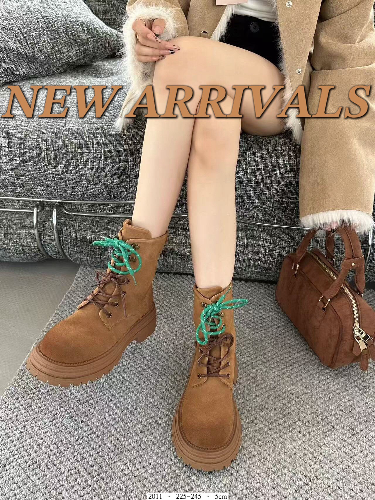 2011韓國磨砂牛皮雙鞋帶軍靴