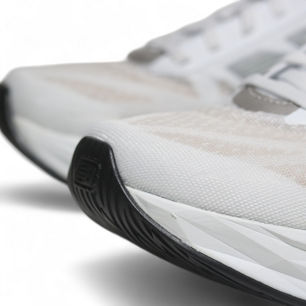NEW BALANCE 慢跑鞋 FUELCELL REBEL 白銀 輕量 競速跑鞋 女 WFCXLM5