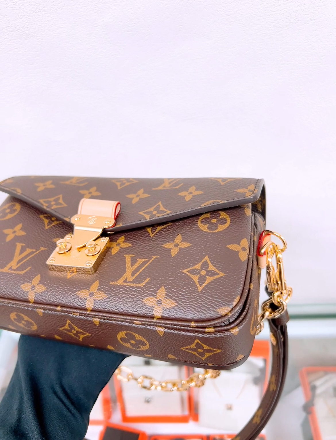 Lv metis pochette east west brown monogram