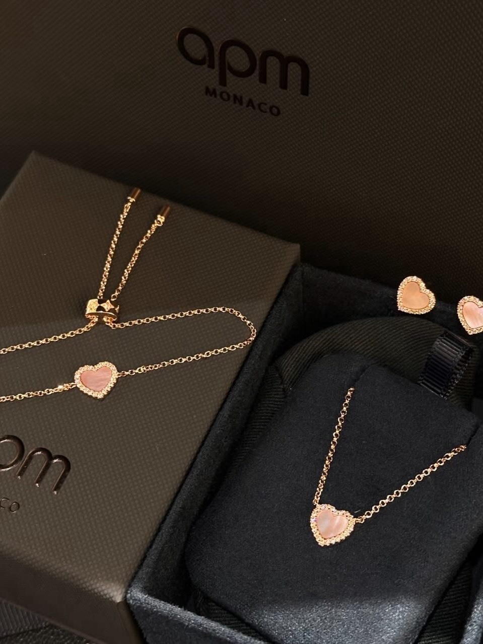 APM MONACO VALENTINE 粉色 愛心 貝母系列