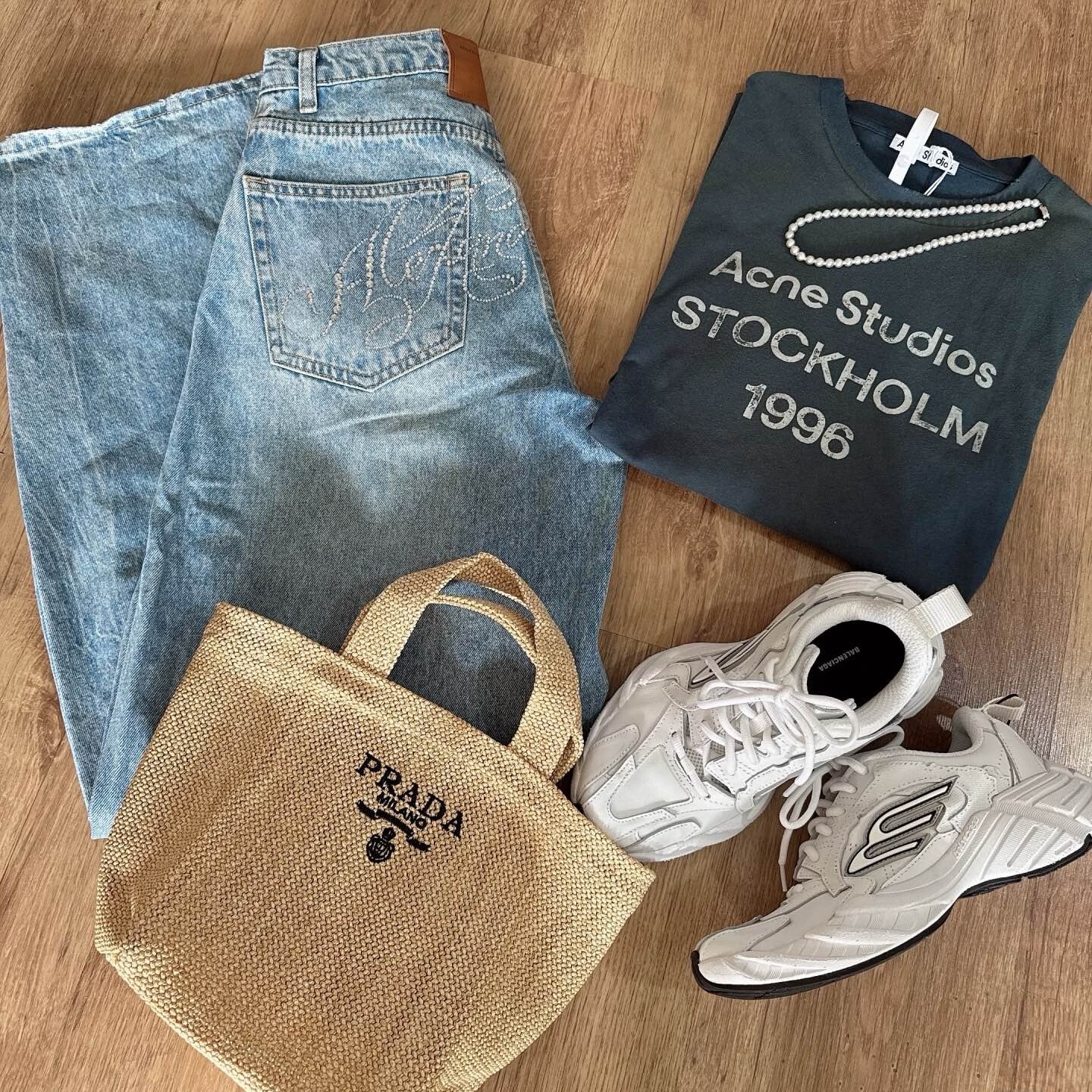 Prada VIP贈品限量草編袋 Raffia Tote Bag