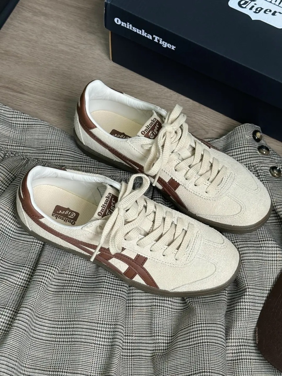 Onitsuka Tiger Tokuten 鬼塚虎德訓鞋焦糖底可可奶昔棕色1183C562-250