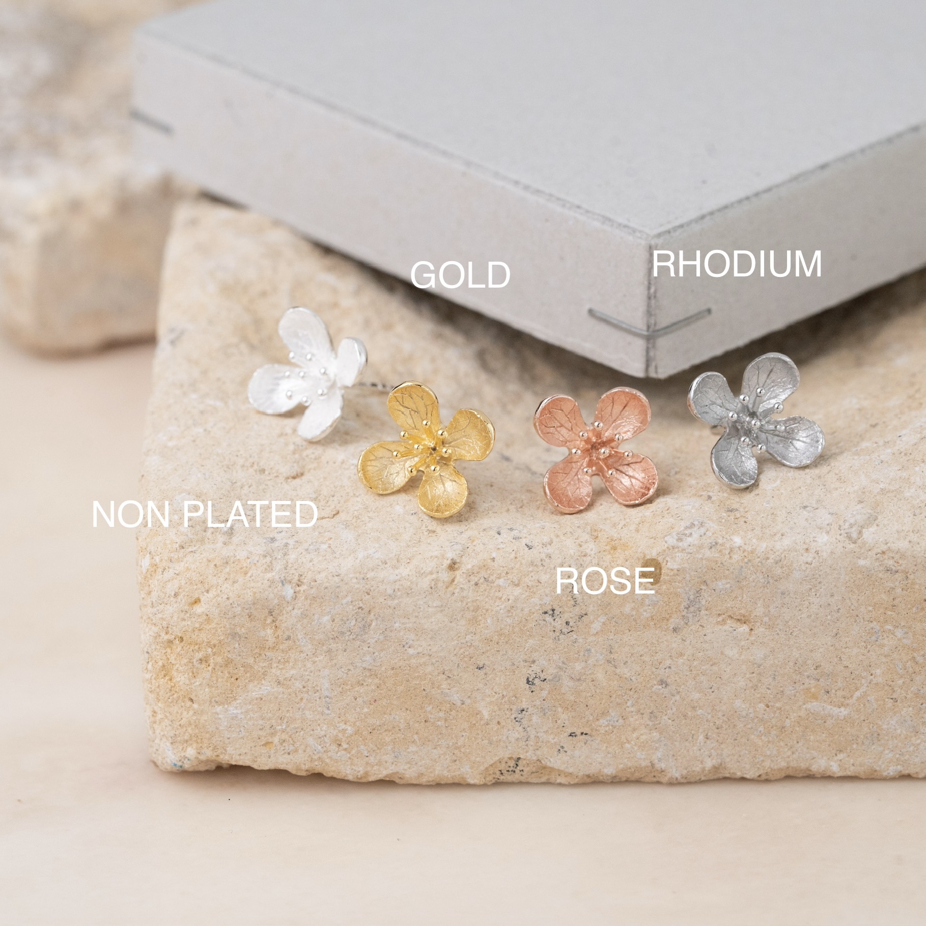 Sve36  (花耳環）