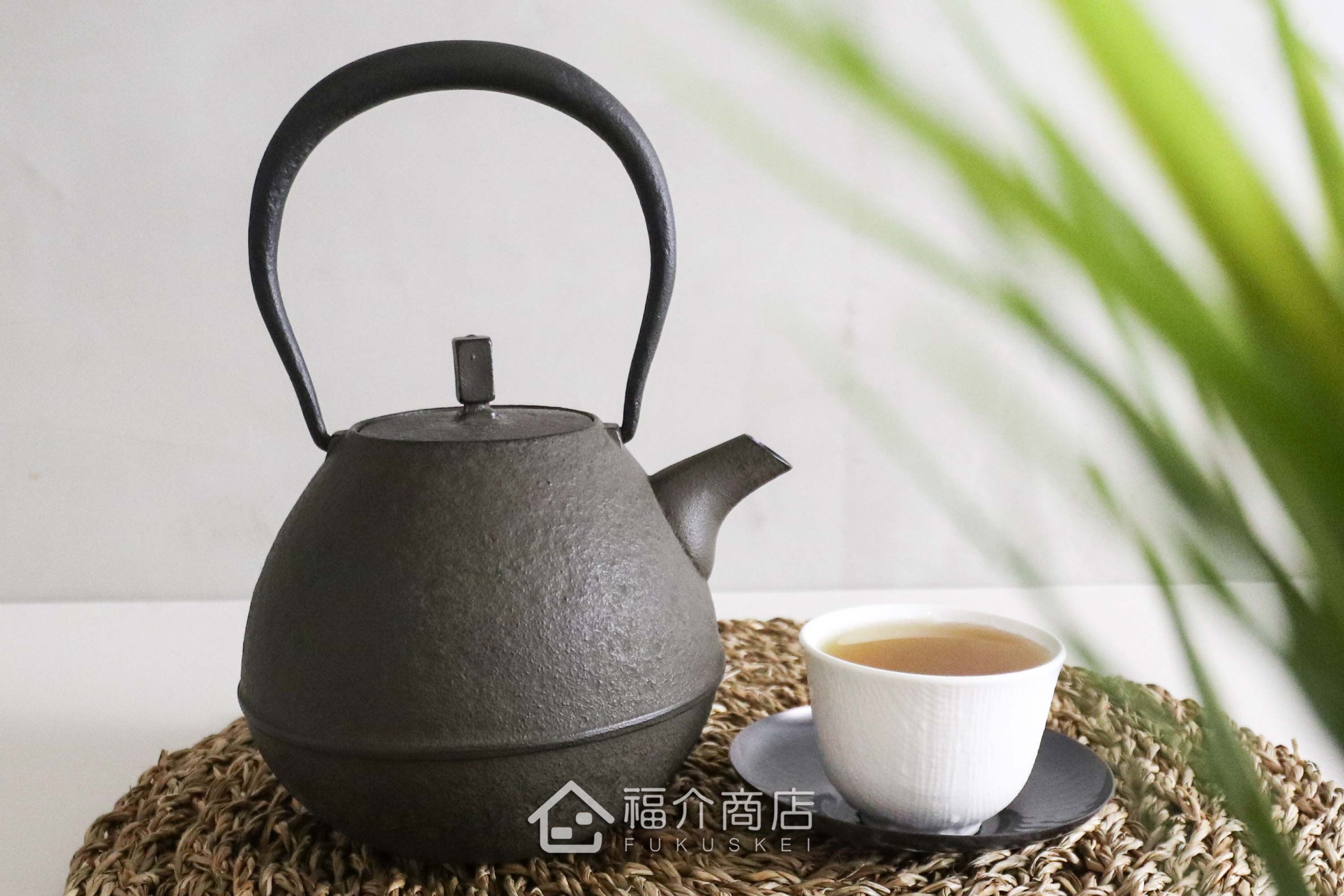 福介商店｜【空間鑄造】Egg 鐵壺0.9L-茶