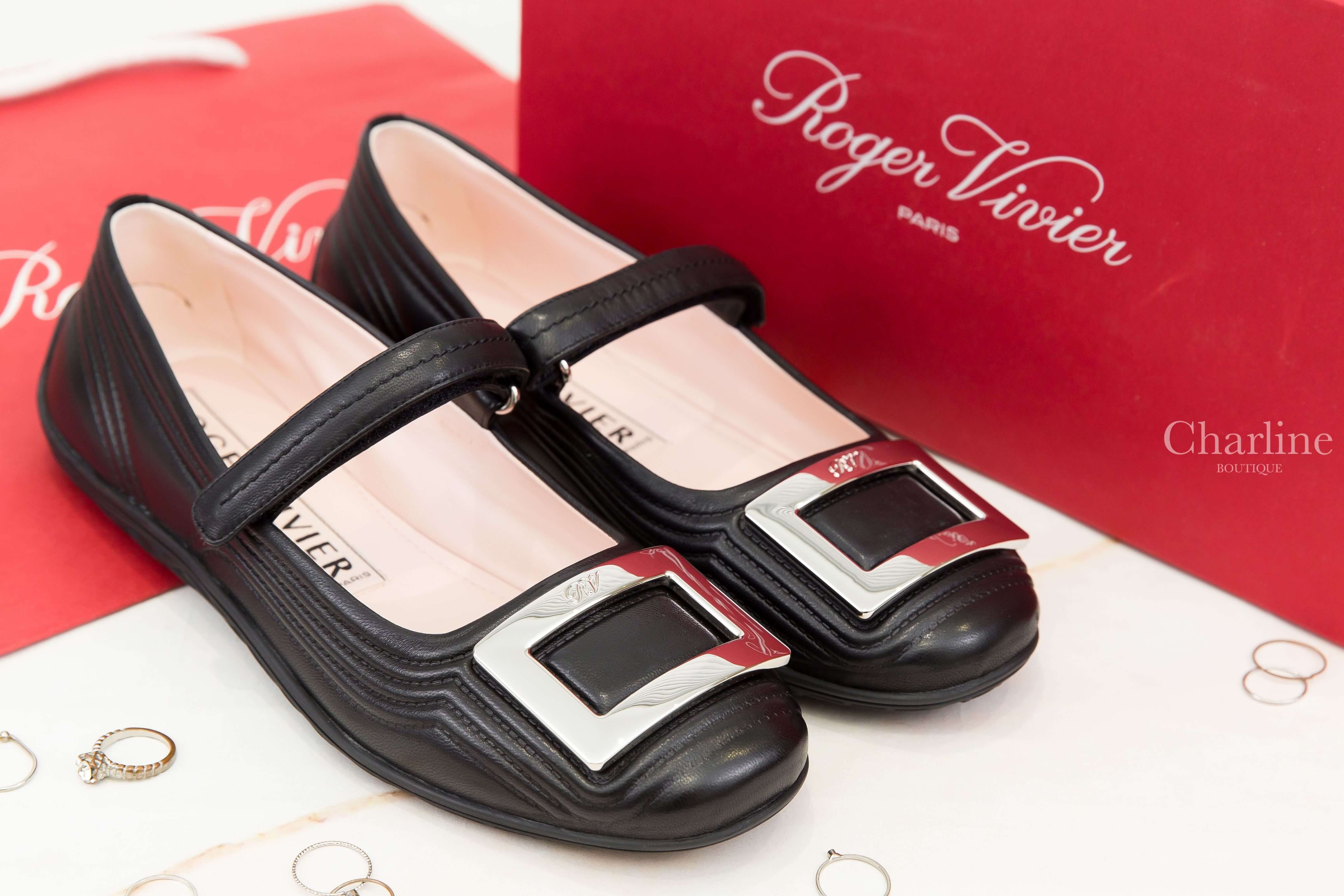 Roger Vivier Viv Low Mary Janes In Leather 黑色小牛皮銀色方釦瑪莉珍鞋