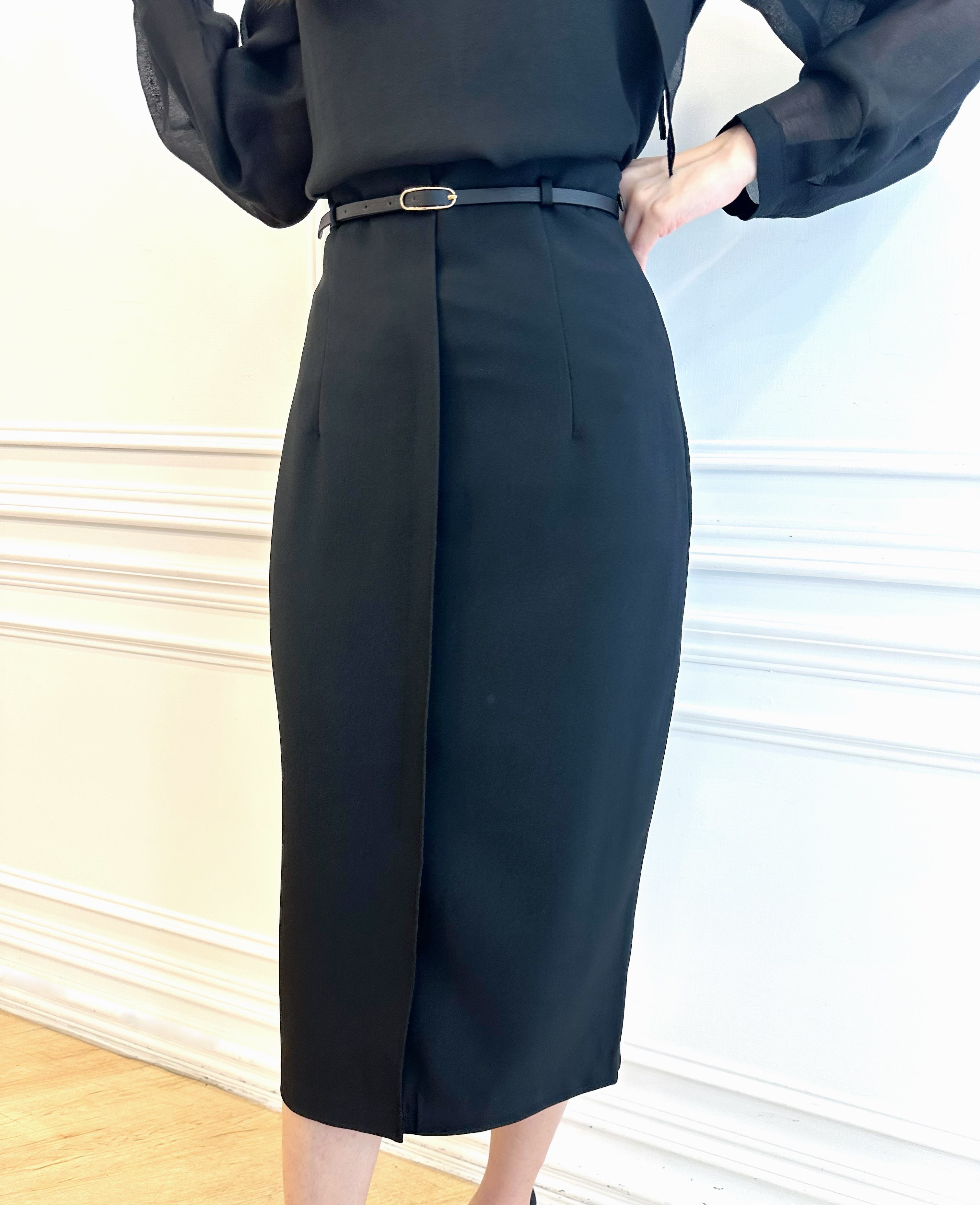 修身前打褶腰帶長裙