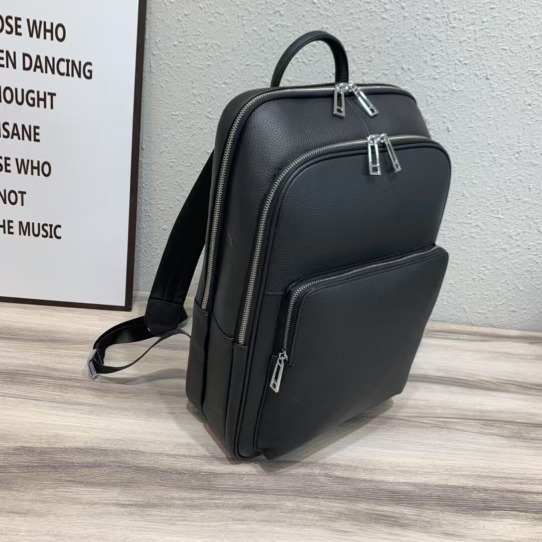 230607高質感商務後背包