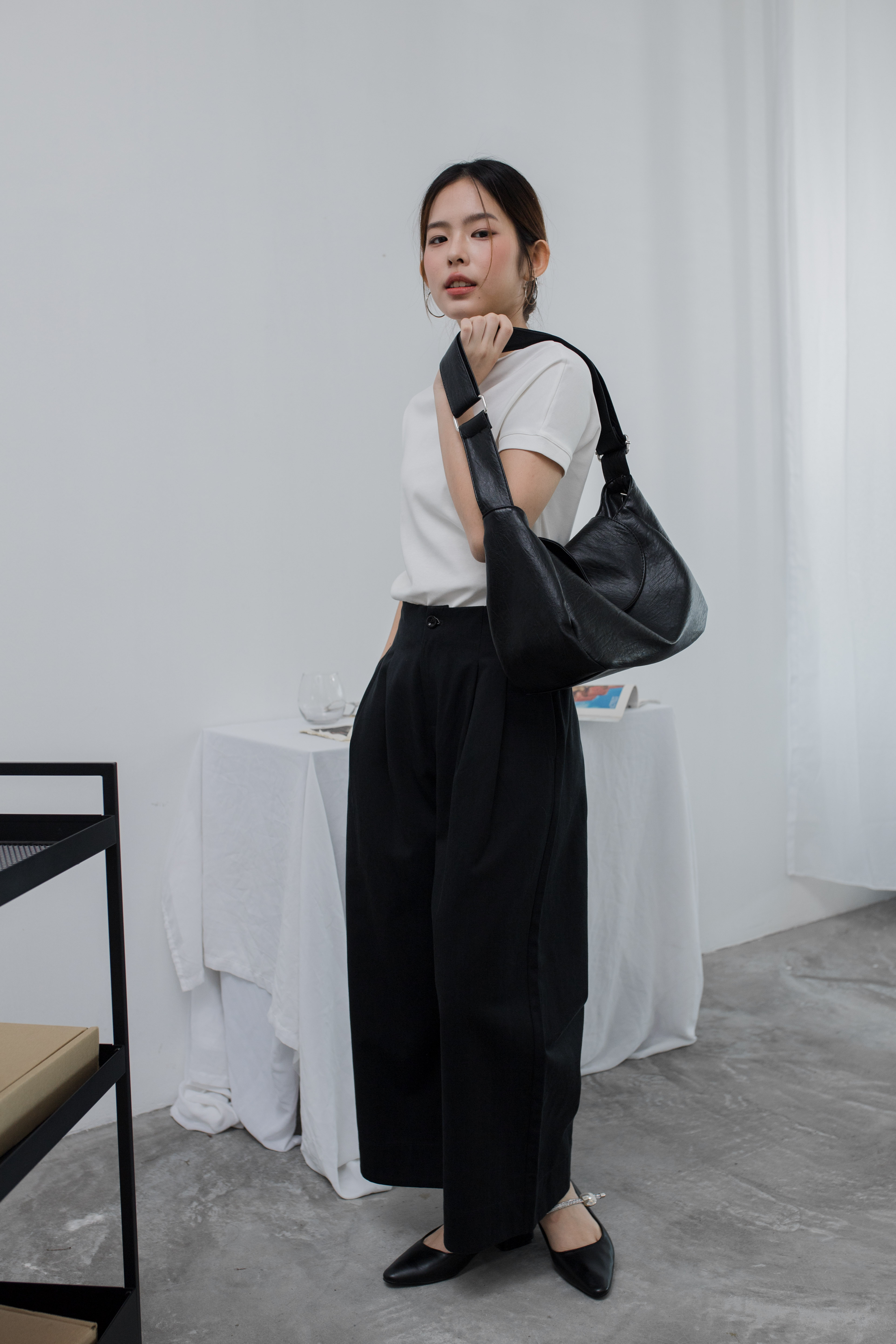 Thire Dropshoulder Tee in White -2515TSWHI