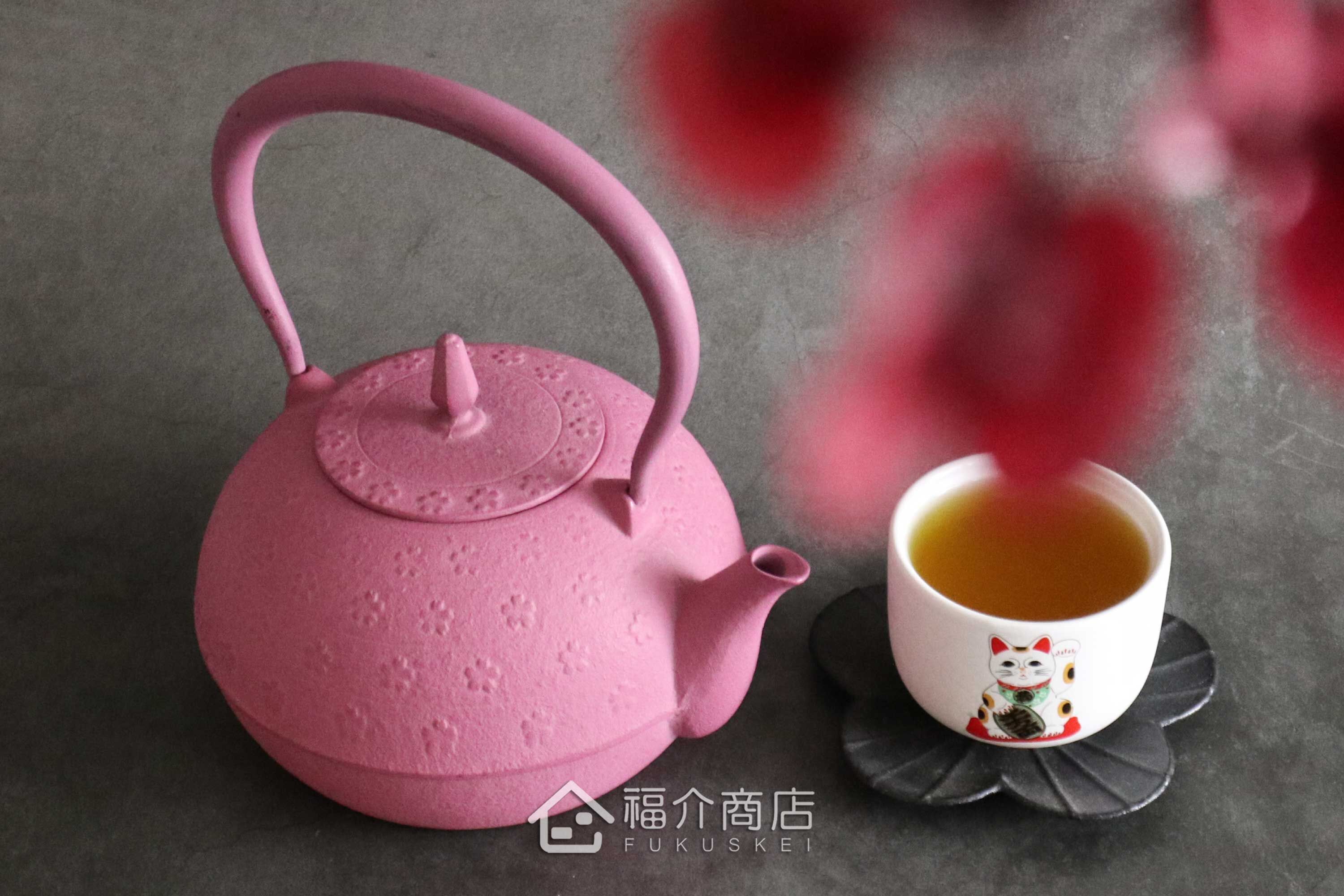 煮水泡茶用櫻花造型的粉紅色日本鐵壺