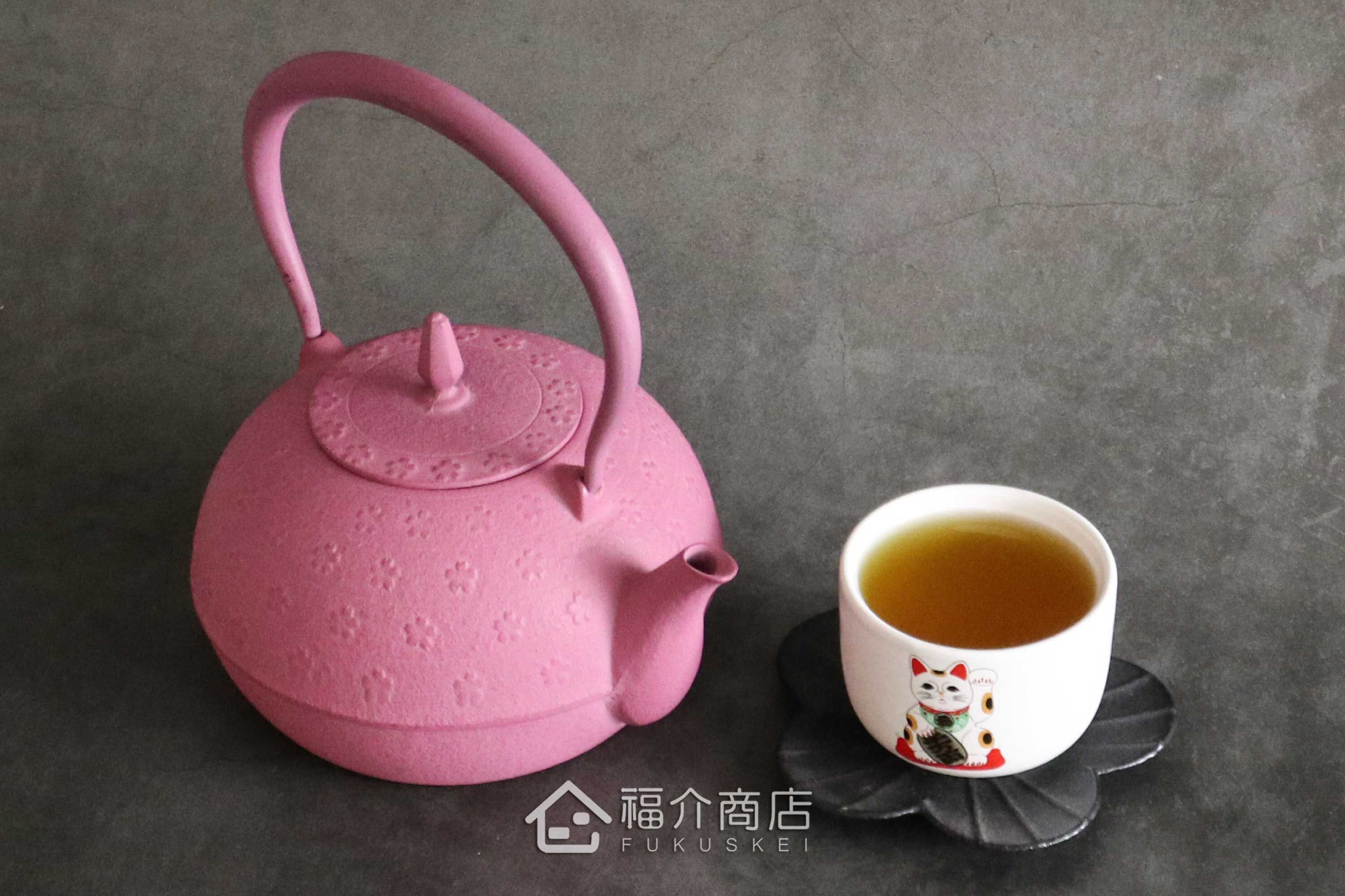 煮水泡茶用櫻花造型的粉紅色日本鐵壺