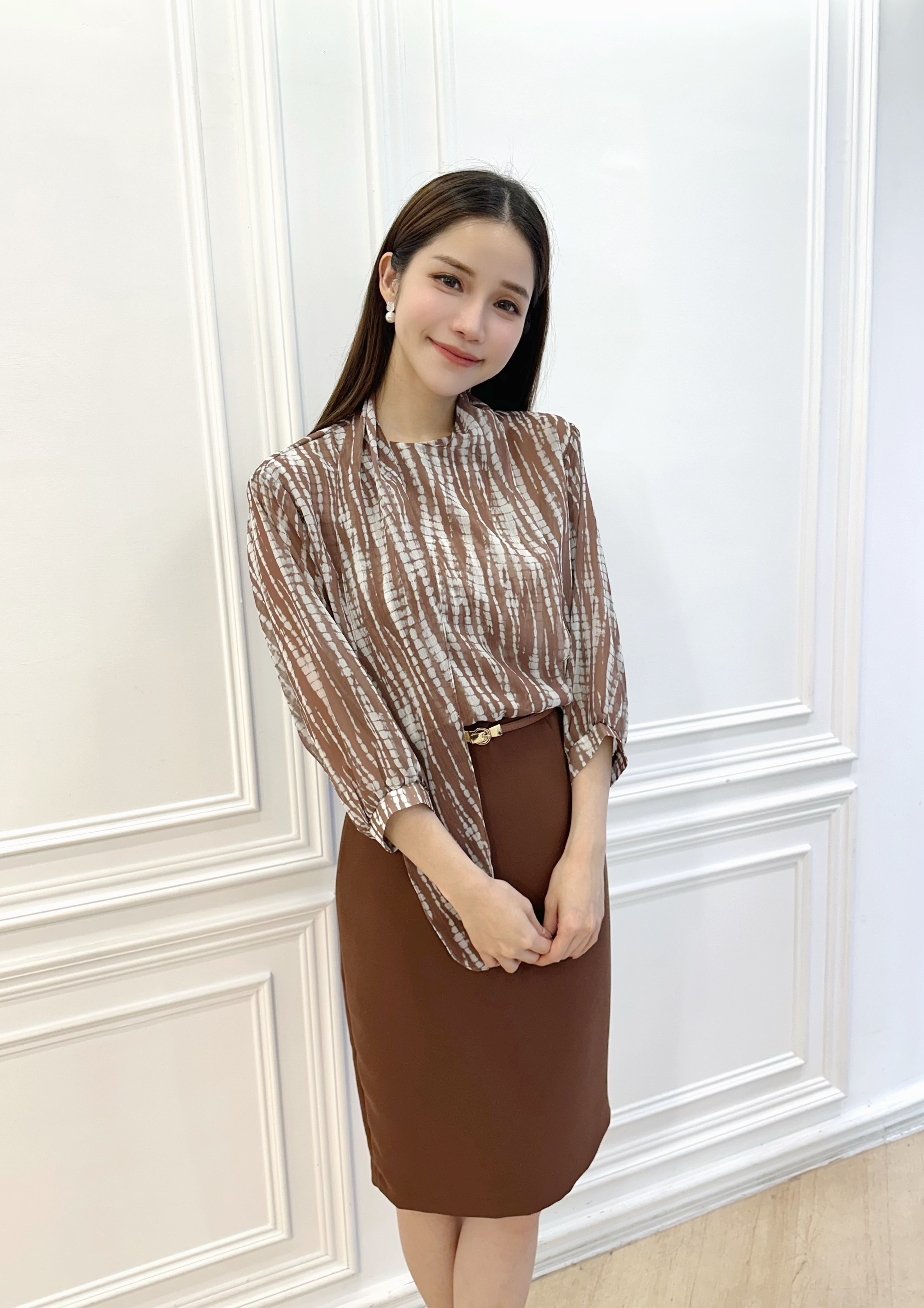 印染透紗領巾洋裝