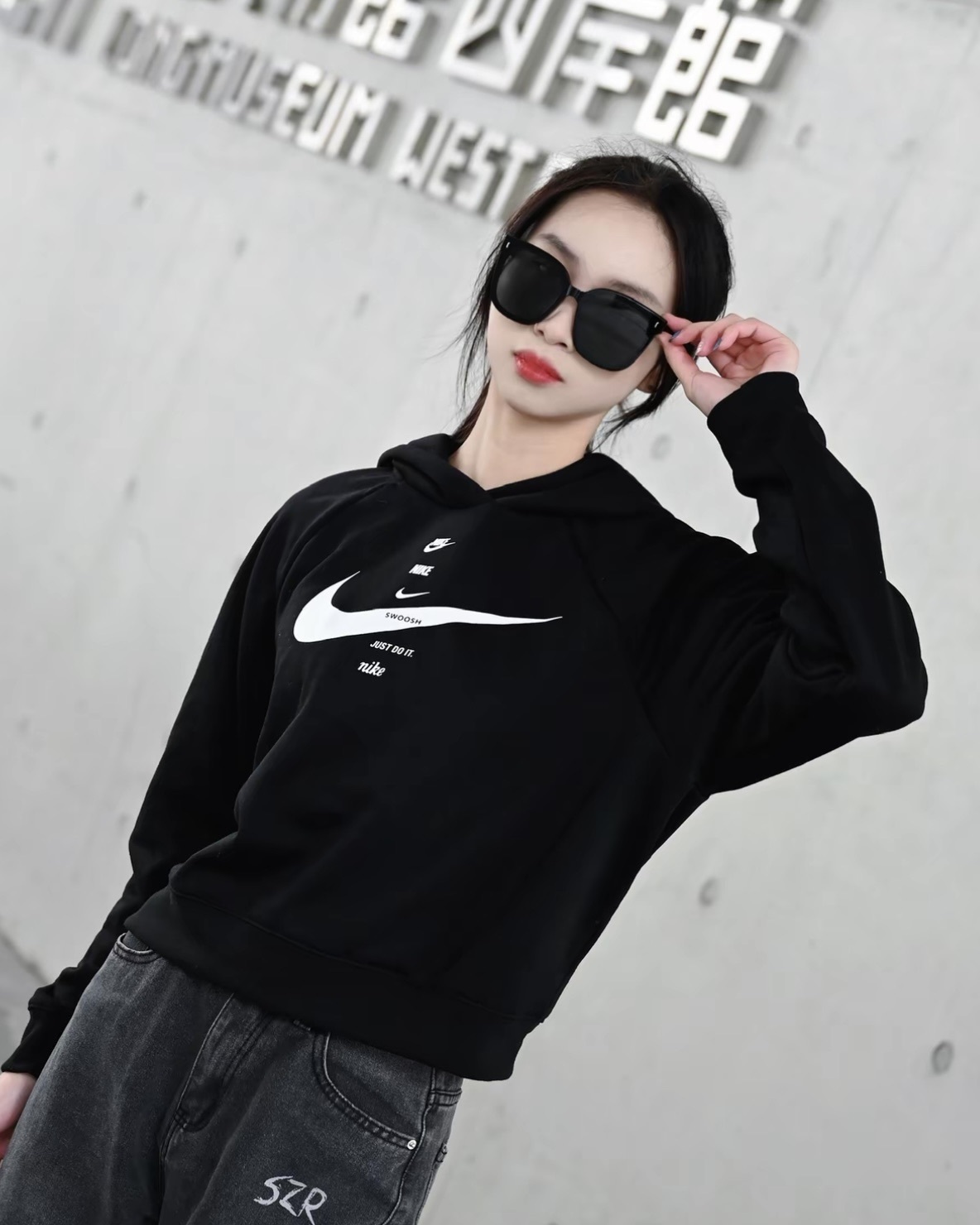 #現貨 NIKE SWOOSH HOODIE 小LOGO 短版 連帽 帽T CU5677-011