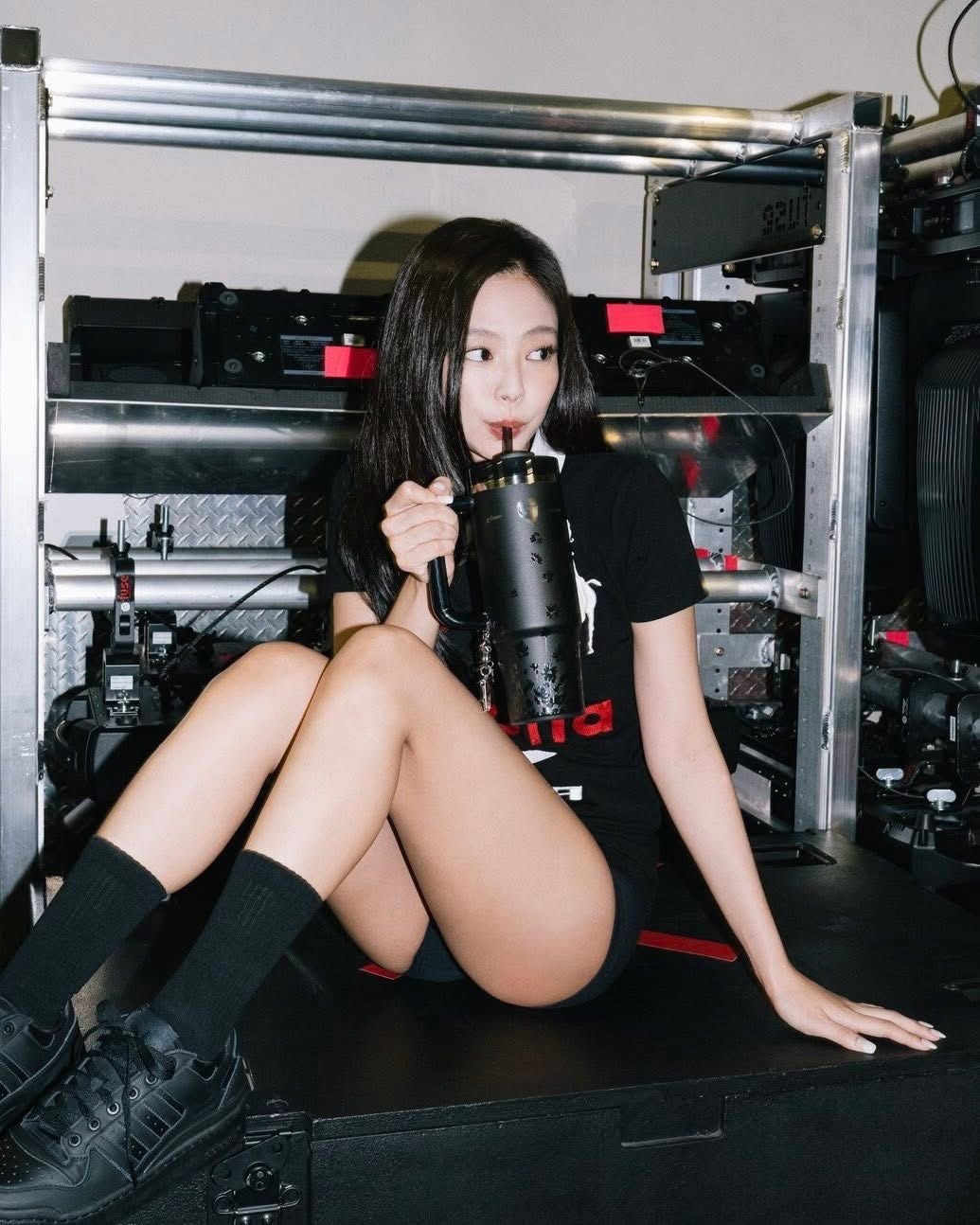 STANLEY1913 x JENNIE Midnight Ruby 午夜寶石系列 聯名水壺 吸管隨手杯 2.0 / 曲線隨行瓶