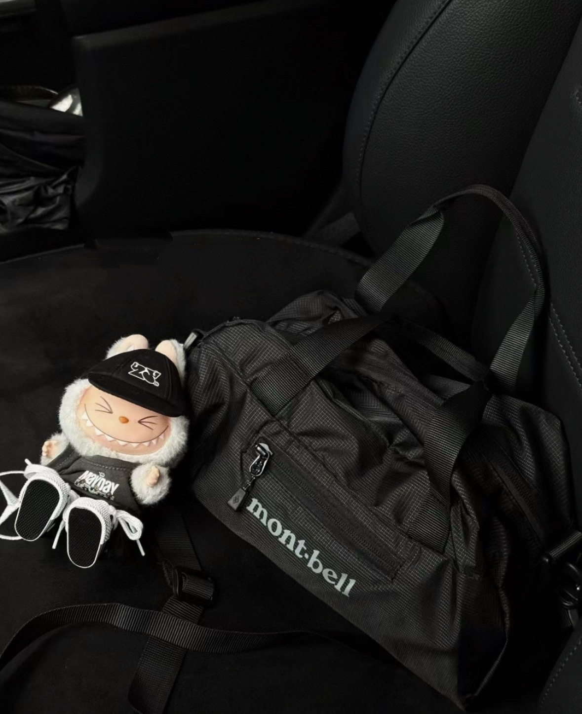 Mont-Bell 5L 尼龍 抗撕裂 防潑水 大容量 保齡球包 兩色