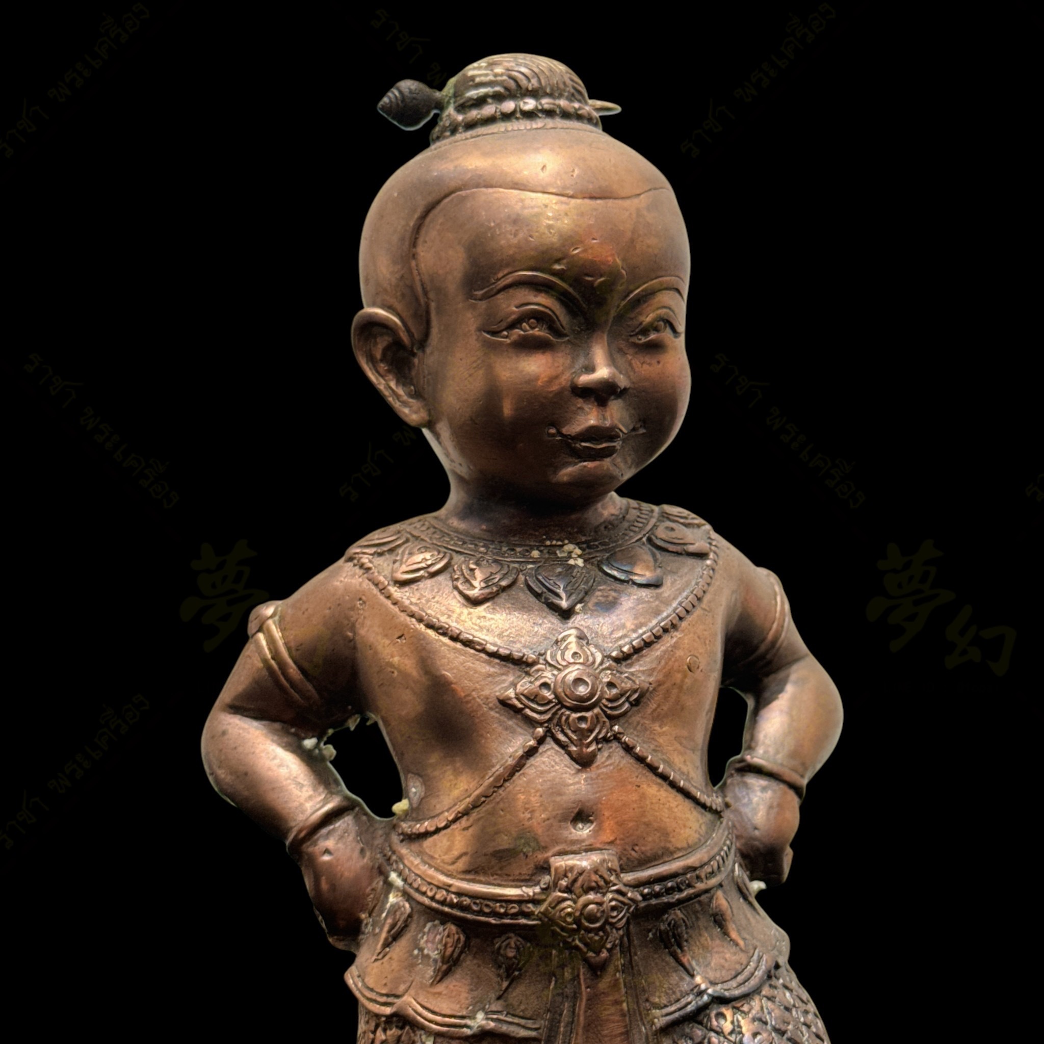 人緣大師龍婆薩空2556 “帥氣站姿派古曼天童” 供奉尊大圖鑑收錄高約16.5