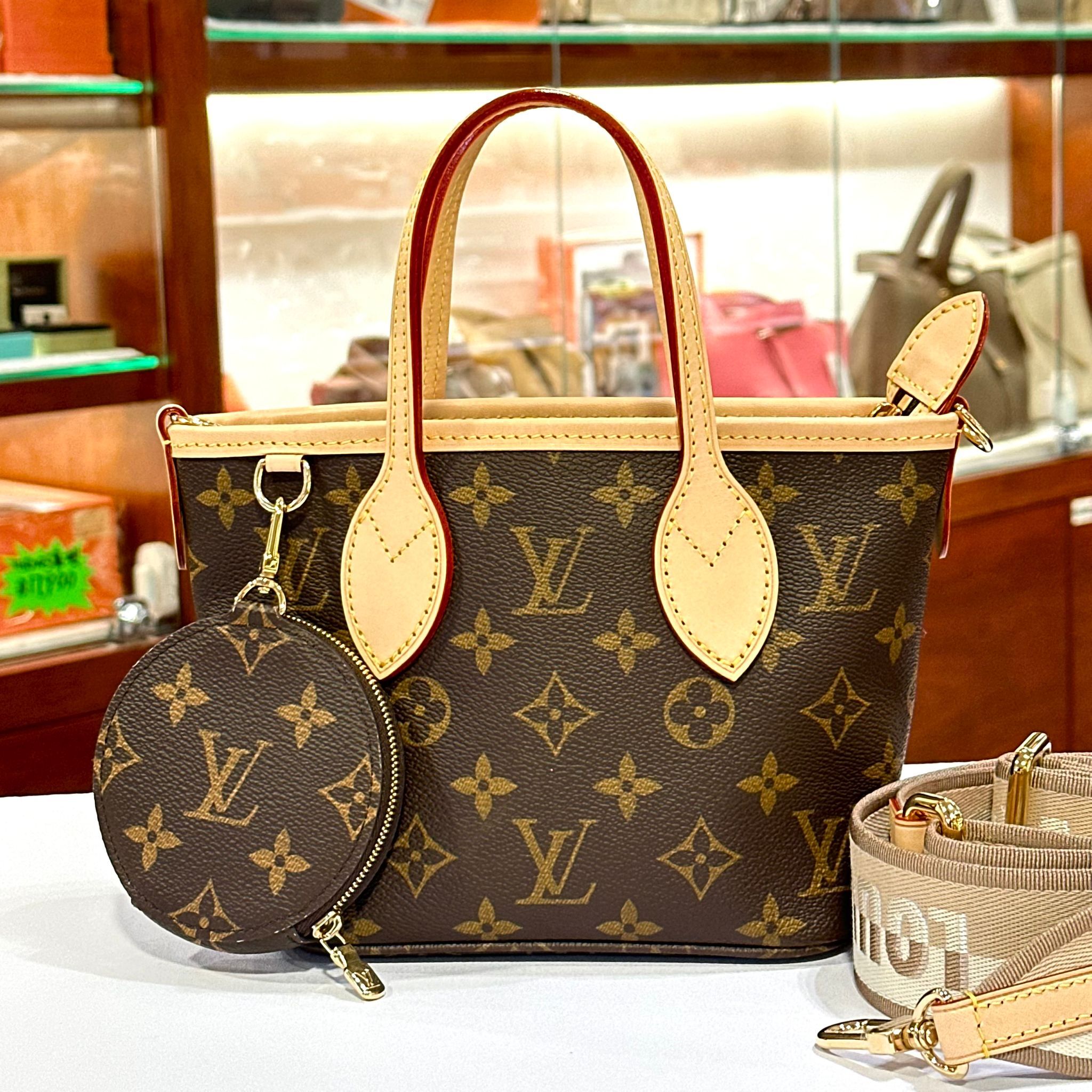 全新LV 斜背/手提包 M46705 Neverfull BB 啡色Monogram #兩年免費保養 #BRAND NEW#香榭站正品