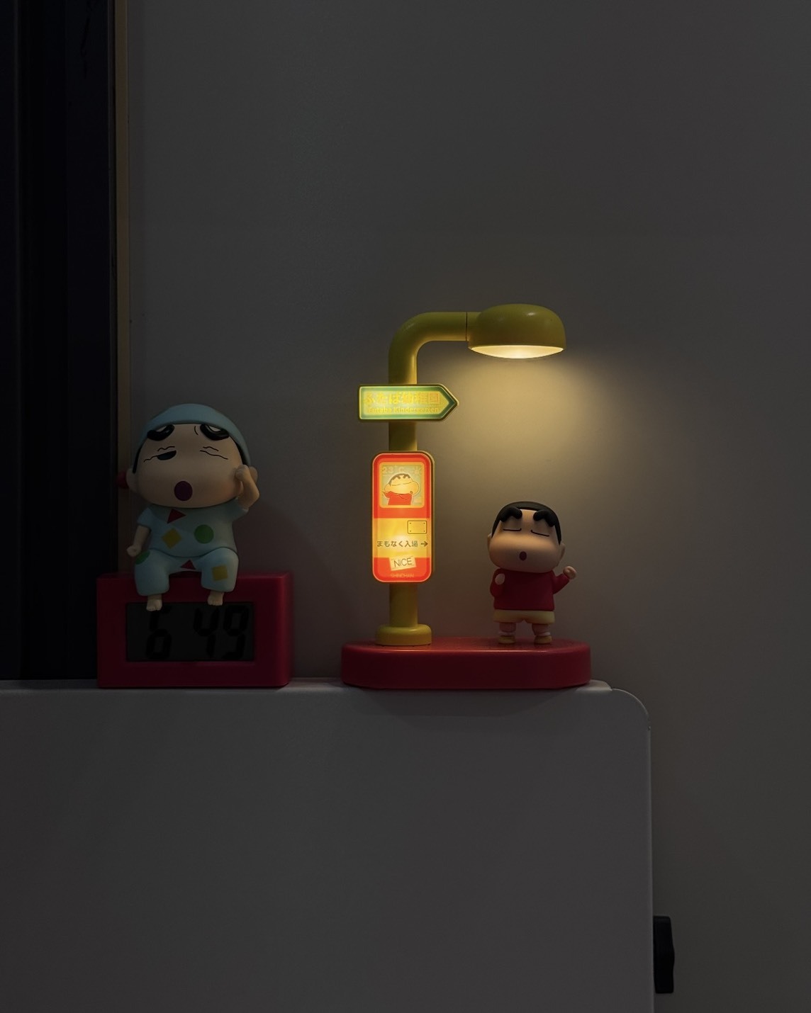 <正版授權>蠟筆小新聲控語音喚醒小夜燈公仔盲盒