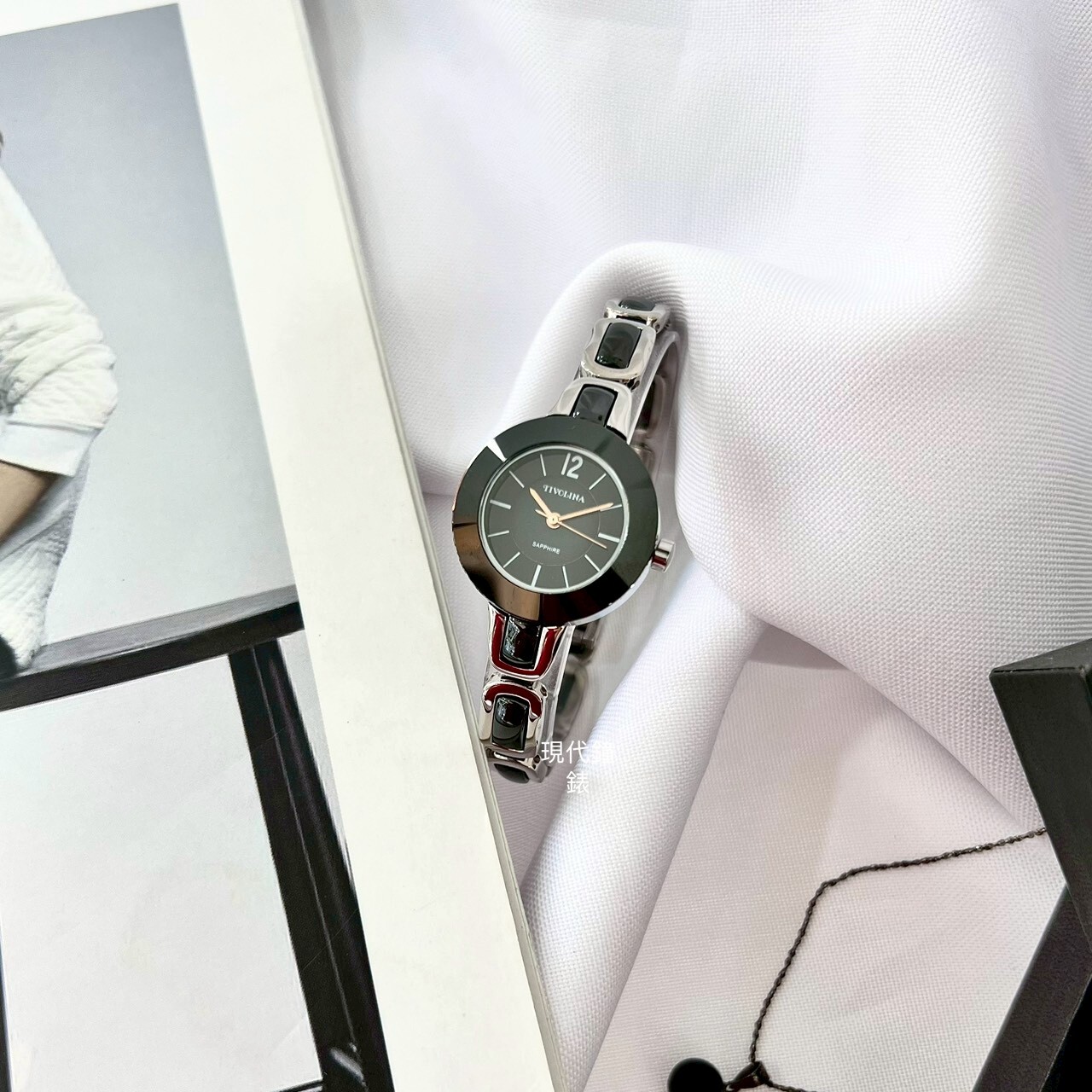 【TIVOLINA 小紅帽】簡約高雅半陶瓷鍊帶腕錶 LAW3720-KS 27mm  現代鐘錶