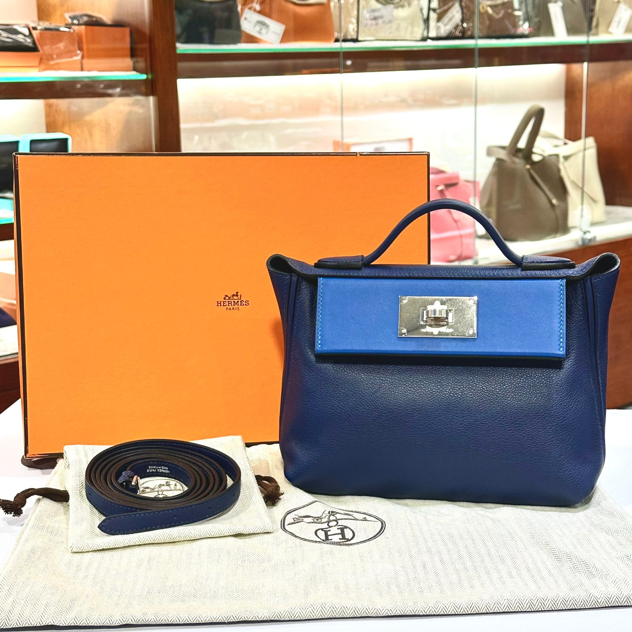 全新未使用品HERMES 24/24 21 MINI U刻 寶石藍銀扣 EVERCOLOR皮 73 Bleu Saphir H082153CCAF #兩年免費保養 #BRAND NEW #香榭站正品