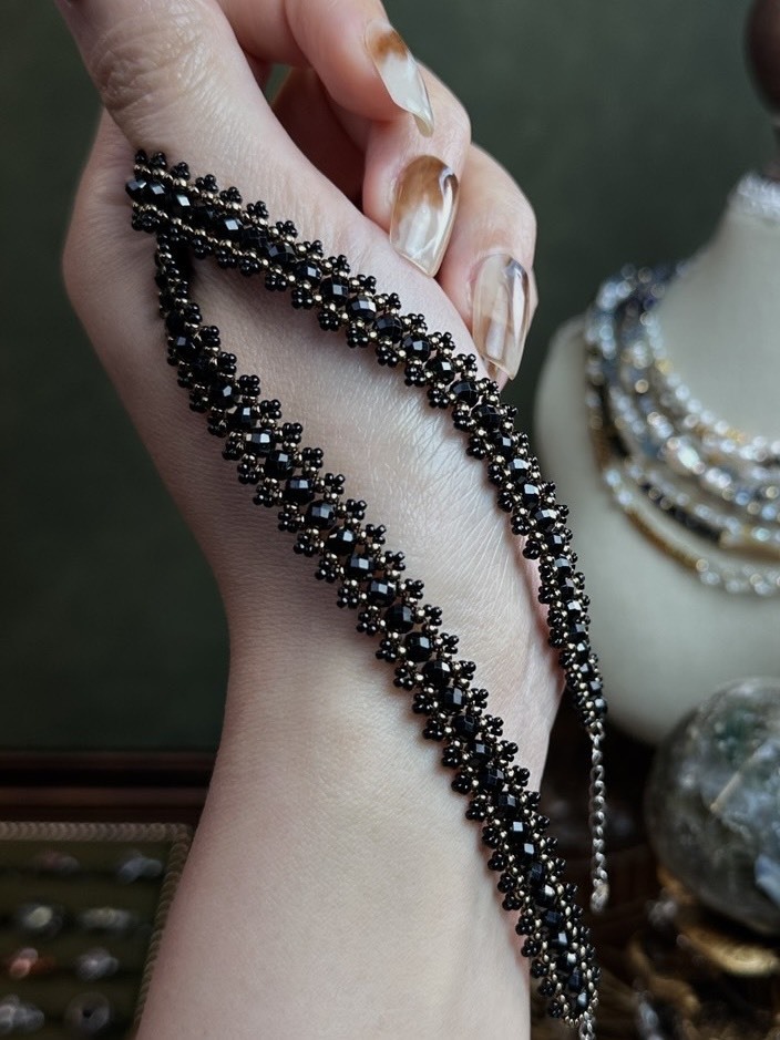 ✨黑尖晶＋日本復古珠 手工編織頸鏈