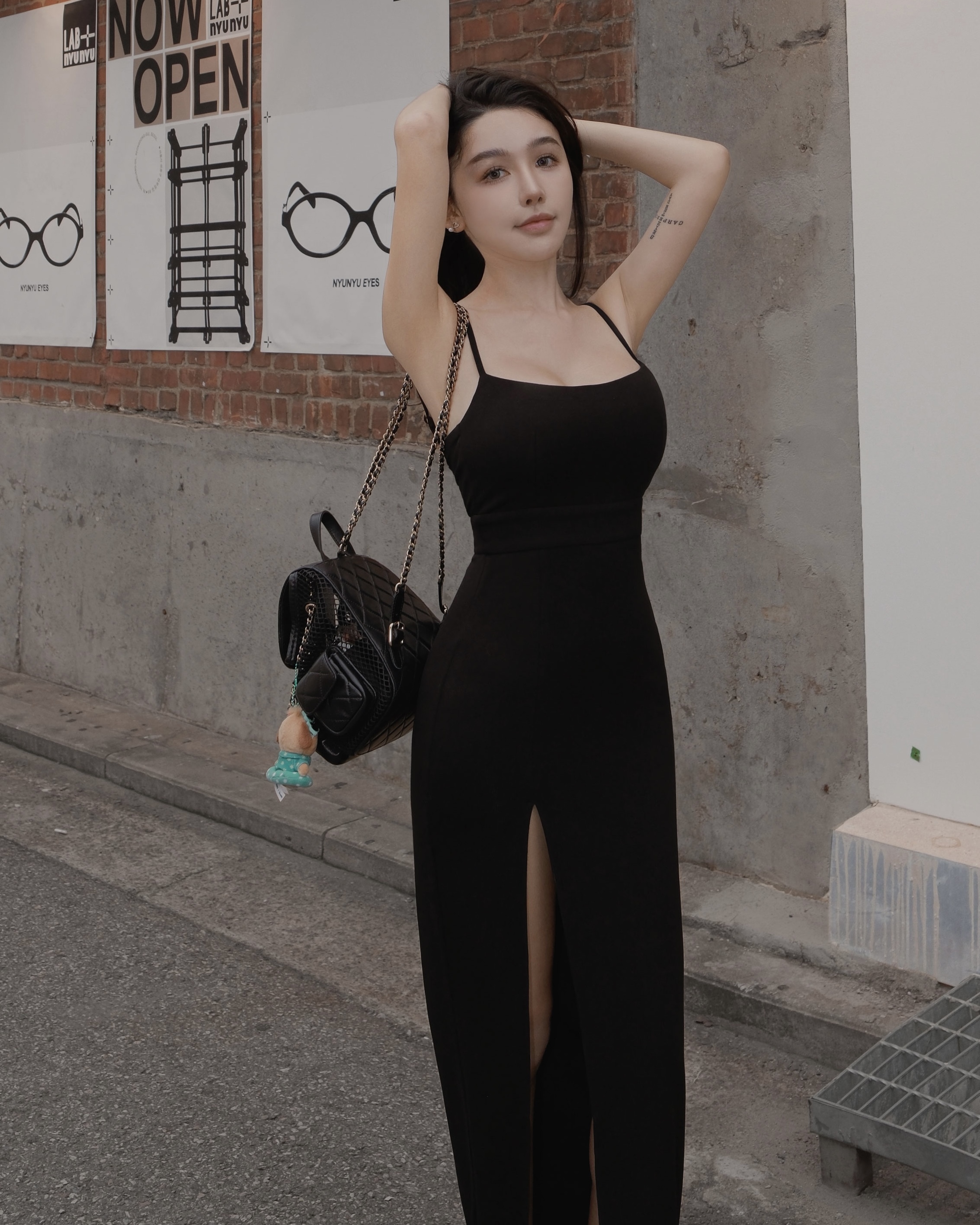 訂製-簡約細肩開衩合身長洋