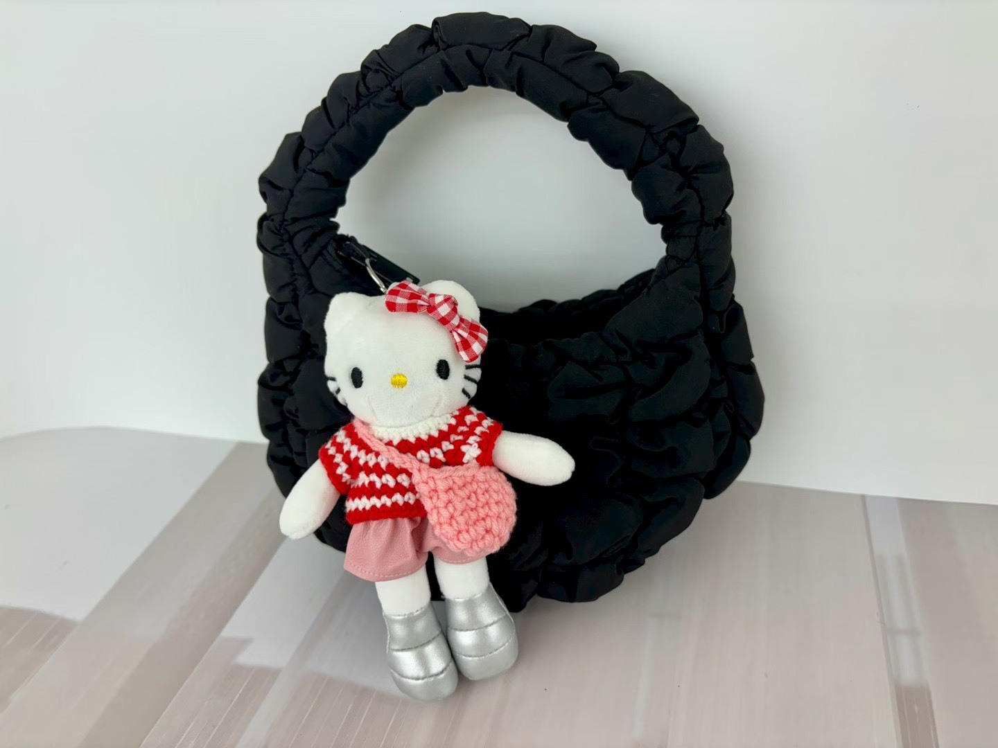 斜背包長腿辣妹KITTY掛飾