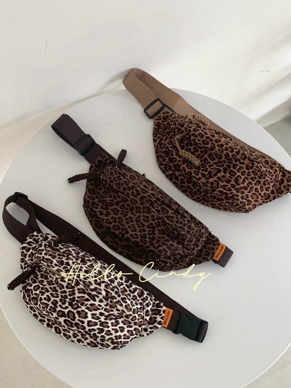 可可愛愛又實用的豹紋腰包